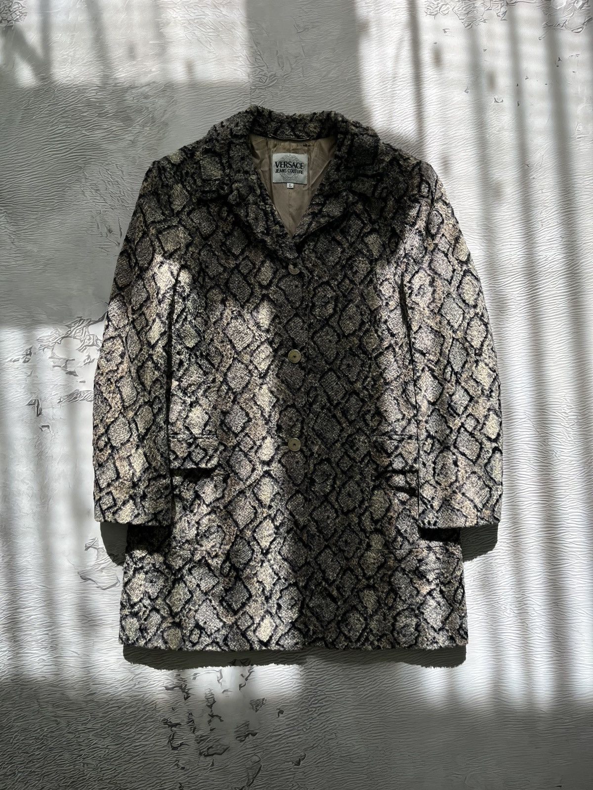 Versace Jeans Couture Versace Jeans Couture Python Fur Coat Archival Clothing Rare Size L / US 10 / IT 46 - 3 Thumbnail