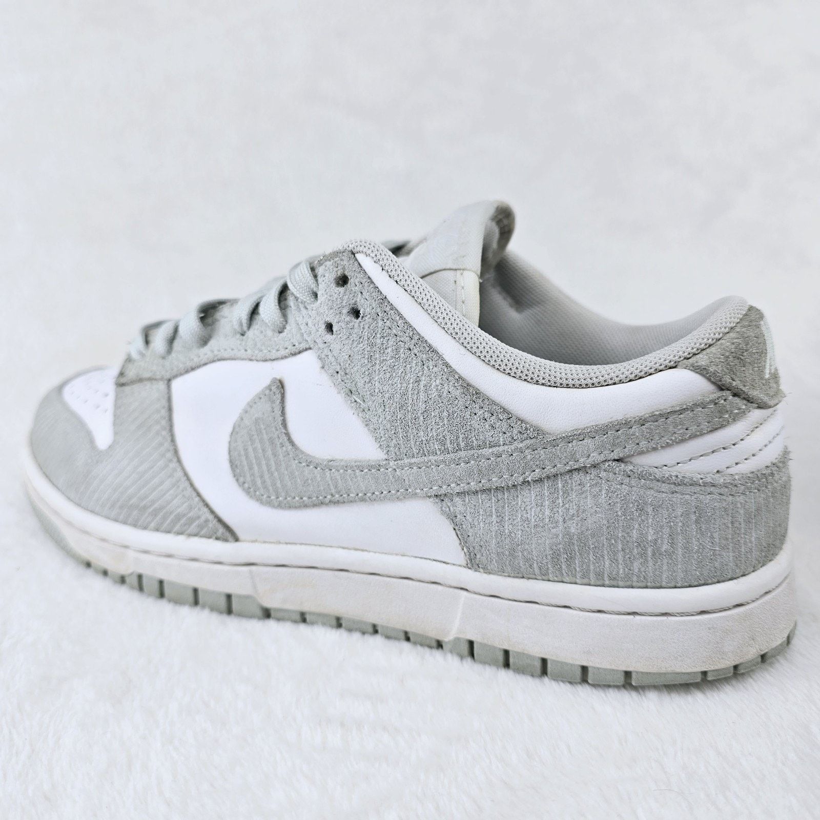 Nike Size 9- Nike Dunk Low Light Silver Corduroy Womens Shoes Size US 9 / IT 39 - 12 Thumbnail