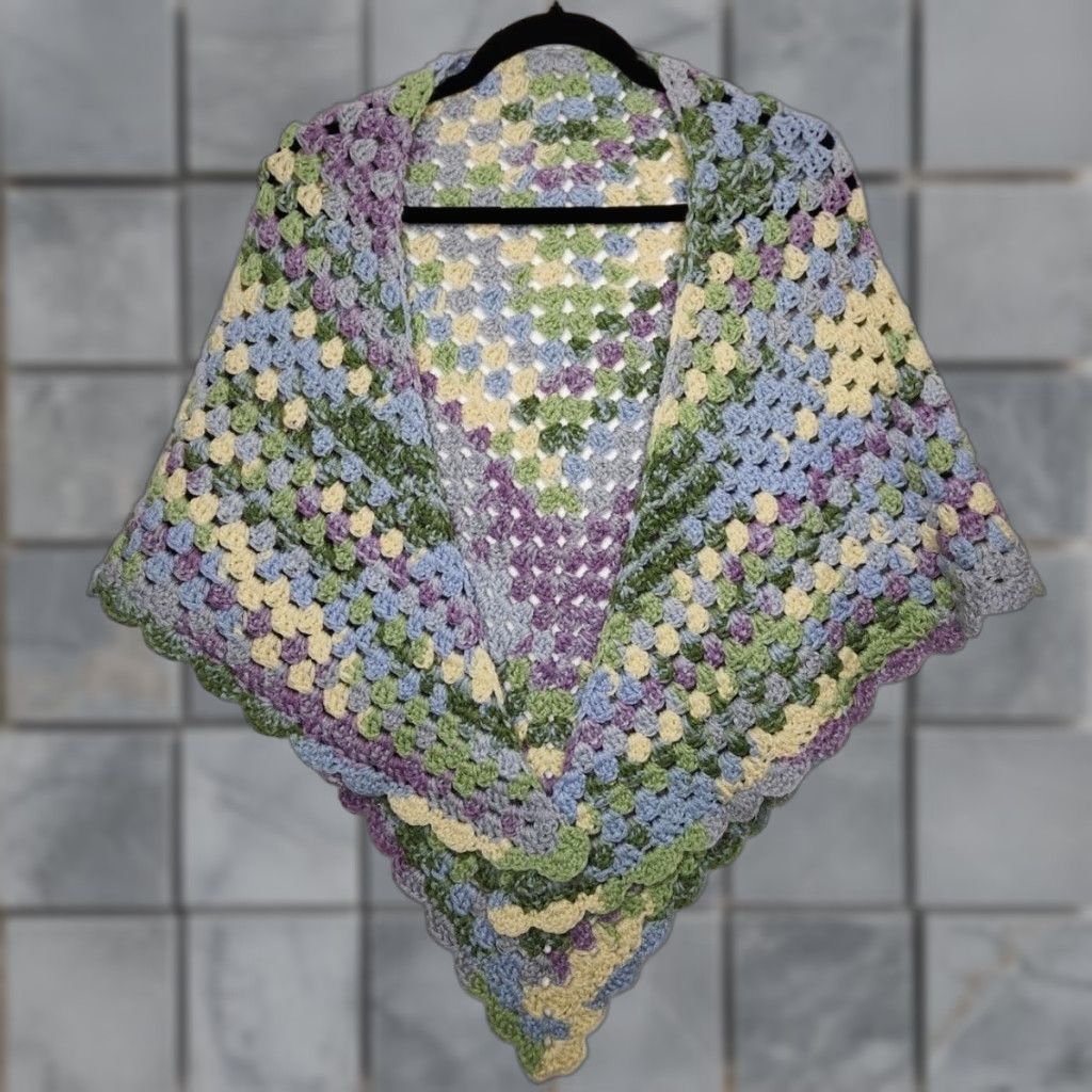Vintage VINTAGE Hand Knit Crochet Poncho Bolero Shawl Fairy Whimsy Granma Winter Sweater Size M / US 6-8 / IT 42-44 - 1 Thumbnail
