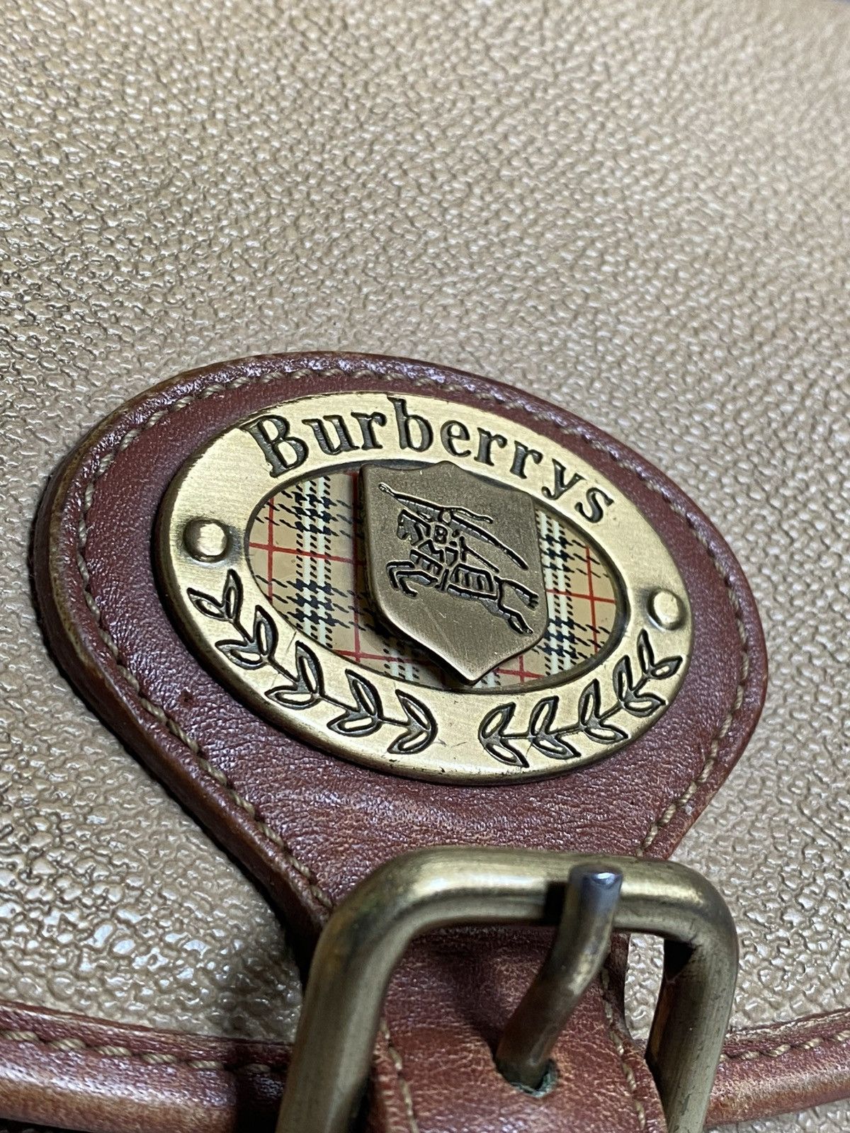 Burberry Burberrys Nova Check Vintage Leather Shoulder Bag Gold Beige Size ONE SIZE - 3 Thumbnail