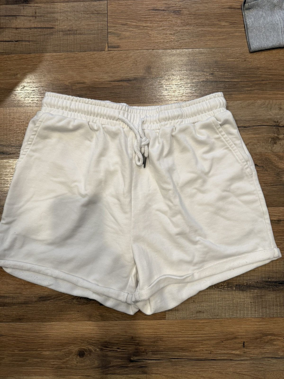 Other White Comfy Shorts Size 27" / US 4 / IT 40 - 1 Thumbnail