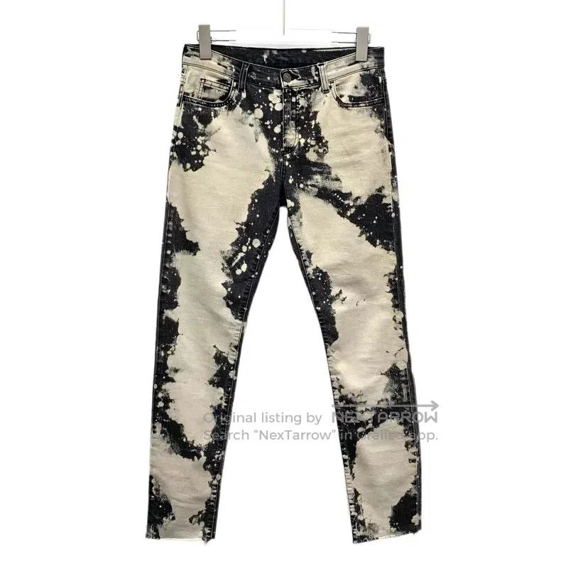Gucci Gucci Black and white color-blocking ink dyed floral embro Size 26" / US 2 / IT 38 - 1 Thumbnail