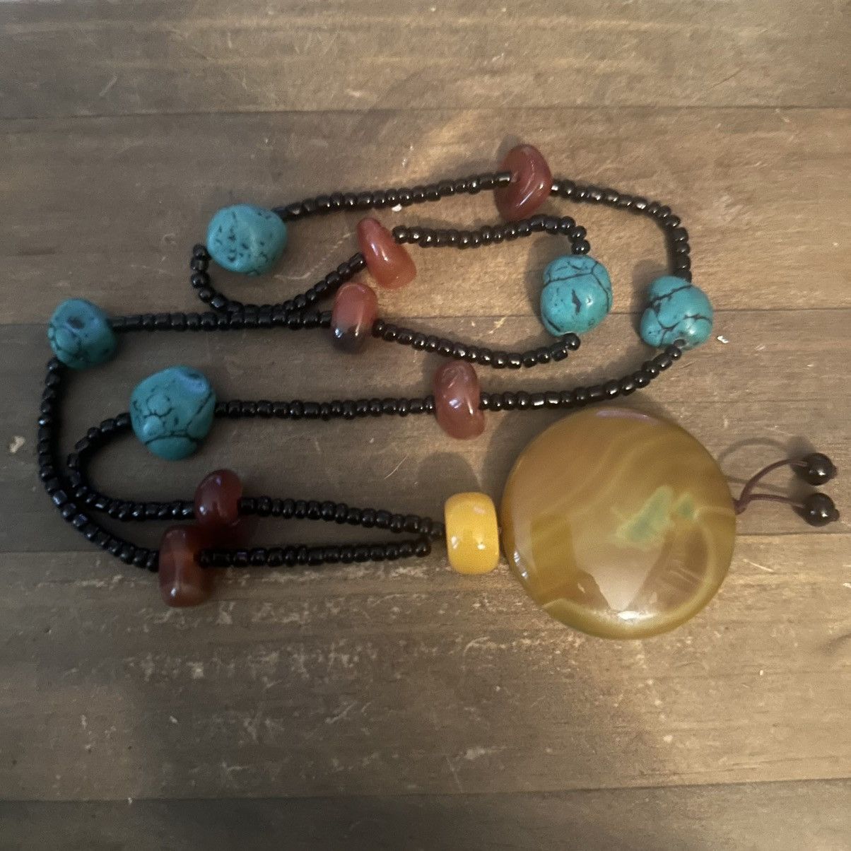 Vintage Vintage beaded Howlite and agate pendant necklace Size ONE SIZE - 2 Thumbnail