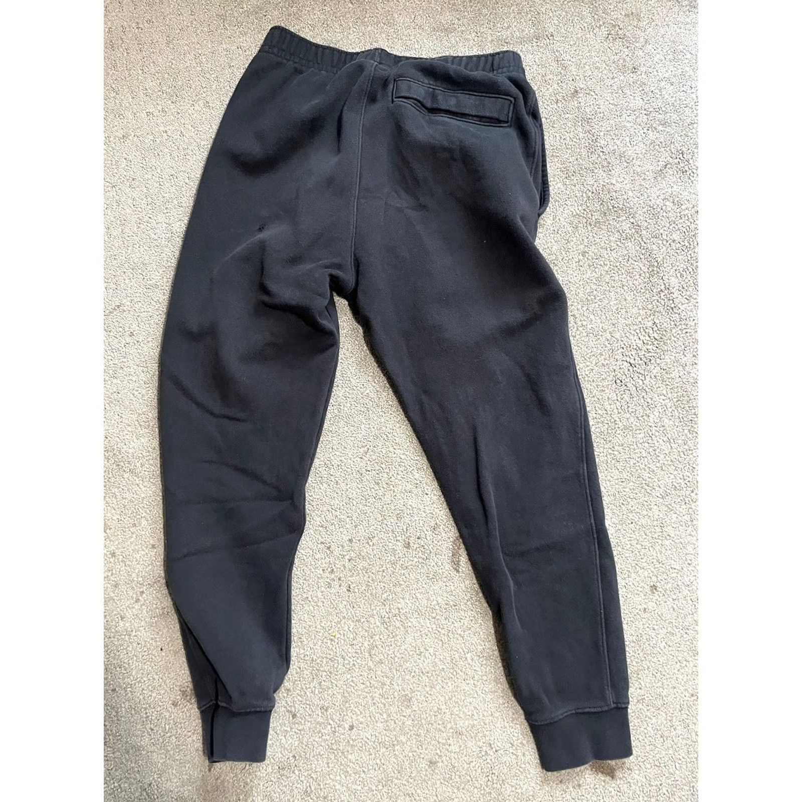 Nike Nike Black Sweatpants Size Small Tapered Leg Standard Fit Men's BV2671-010 Size US 29 - 3 Thumbnail