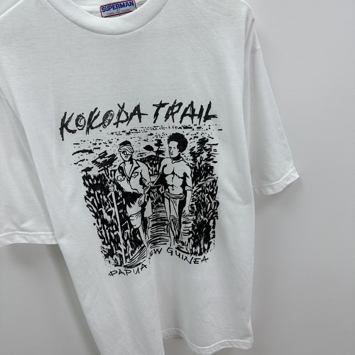 Vintage Vintage 00s Kokoda Trail New Guinea tourism tee y2k og sport Size US XL / EU 56 / 4 - 4 Thumbnail