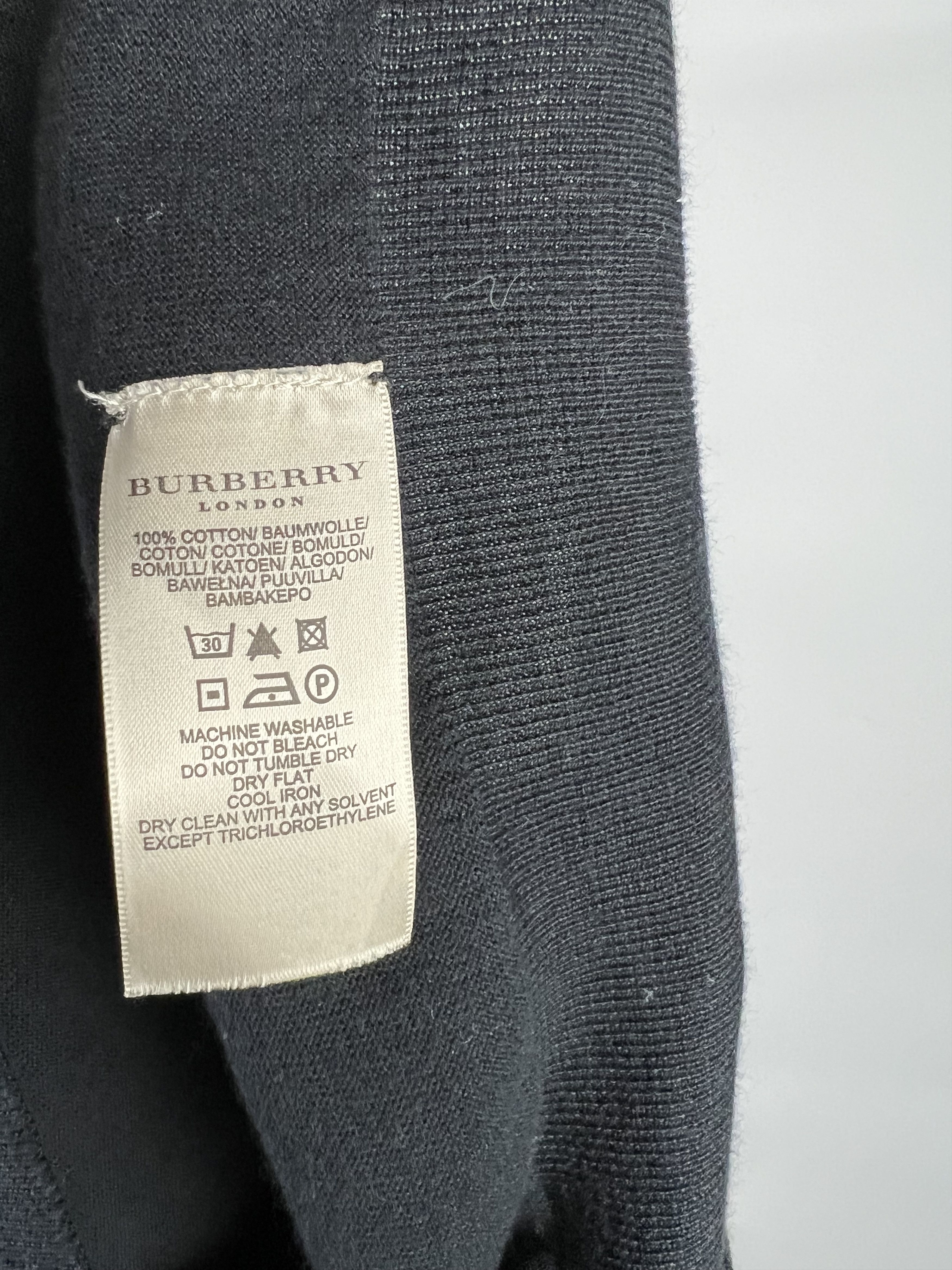 Burberry Burberry Cotton Pullover V-Neck Sweater Size XL Size US XL / EU 56 / 4 - 10 Thumbnail