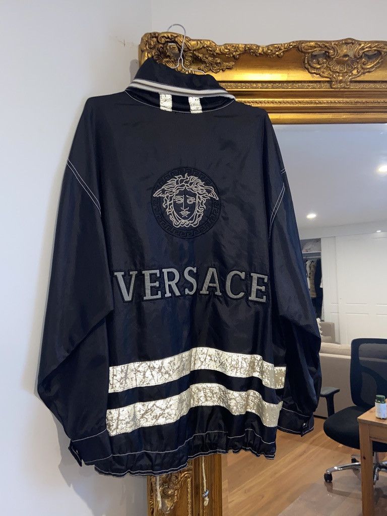 Versace Vintage Windbreaker Jacket Size US XL / EU 56 / 4 - 8 Thumbnail