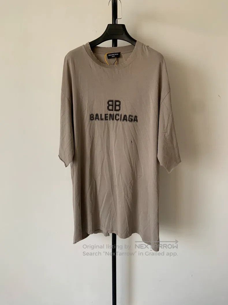 Balenciaga Balenciaga Mosaic Faded Logo BB Letter Loose Hole Faded Sh Size US S / EU 44-46 / 1 - 1 Thumbnail