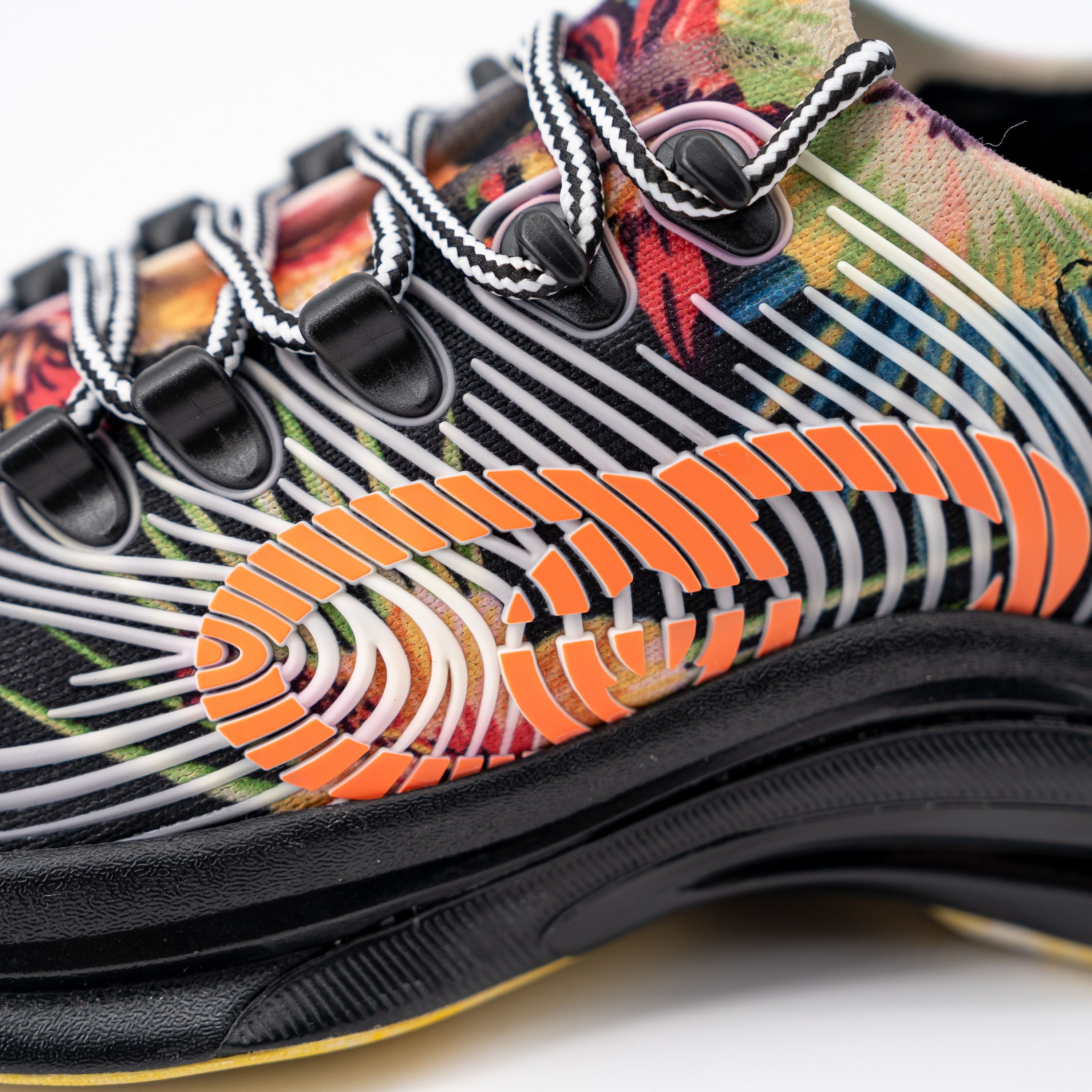 Gucci size 35G - Gucci Run Floral Sneakers GG black yellow Size US 5 / IT 35 - 5 Thumbnail