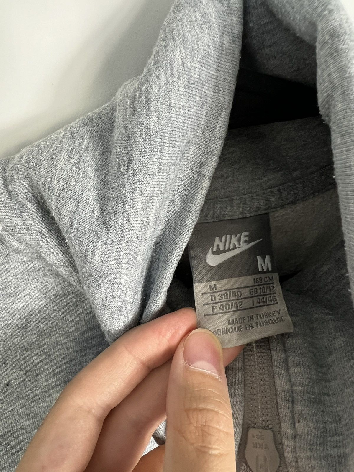 Nike Sweatshirt Nike y2k 00’s vintage zipped Size M / US 6-8 / IT 42-44 - 4 Thumbnail