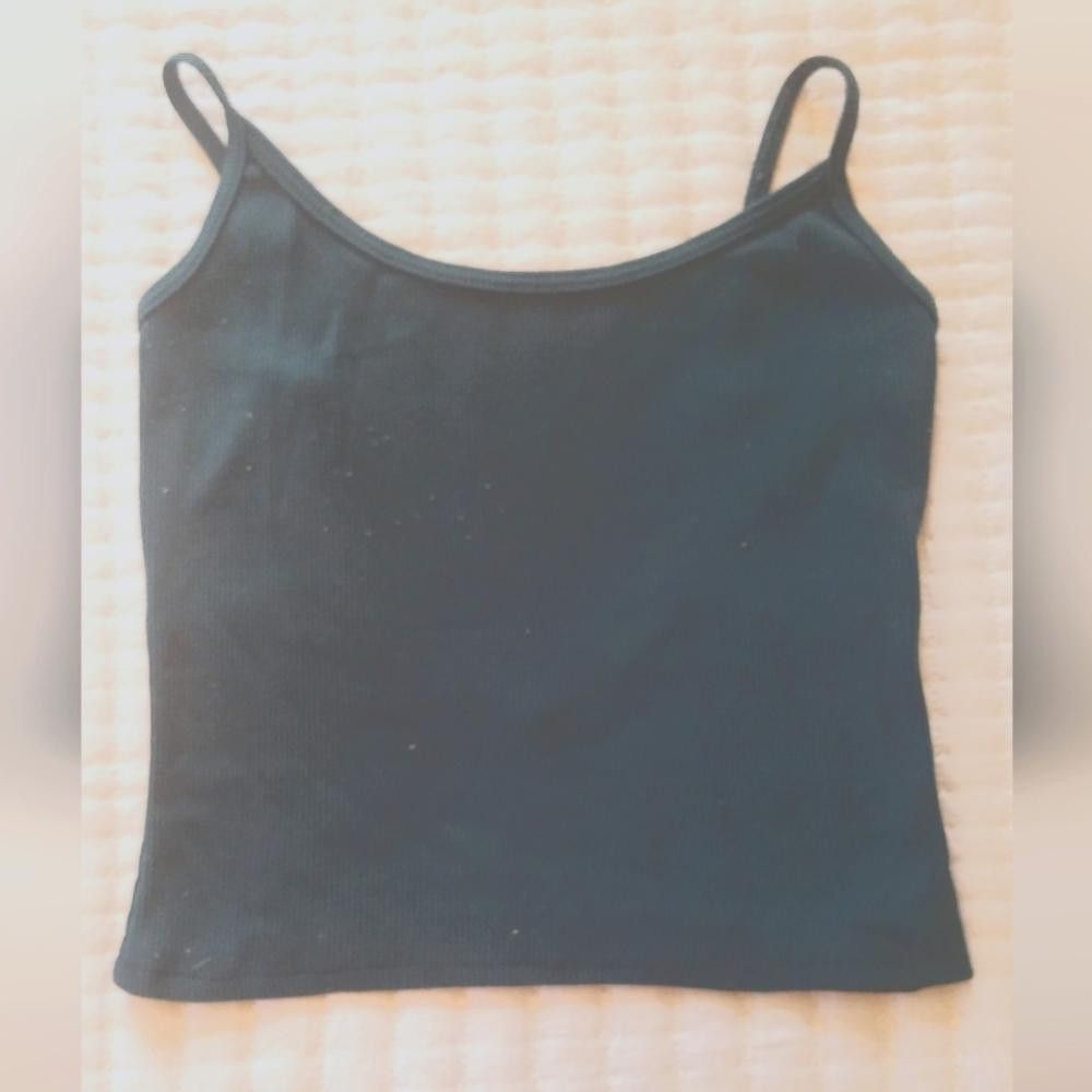 Designer Brandy Melville Green Crop Top Size ONE SIZE - 1 Thumbnail
