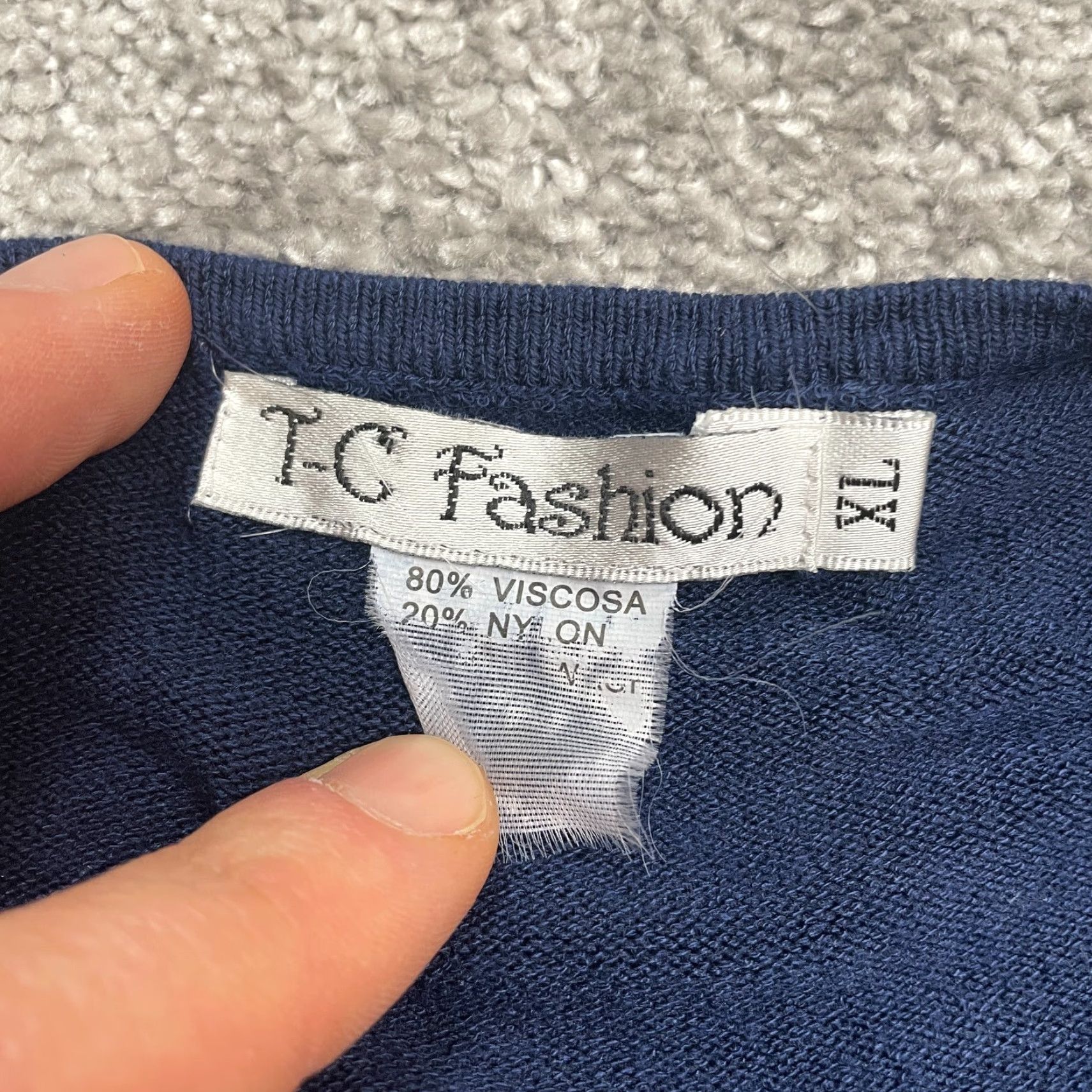 Vintage T-C Fashion Cardigan Sweater Womens XL Navy Blue Button Down Knit Casual Studded All Seasons Size XL / US 12-14 / IT 48-50 - 4 Thumbnail