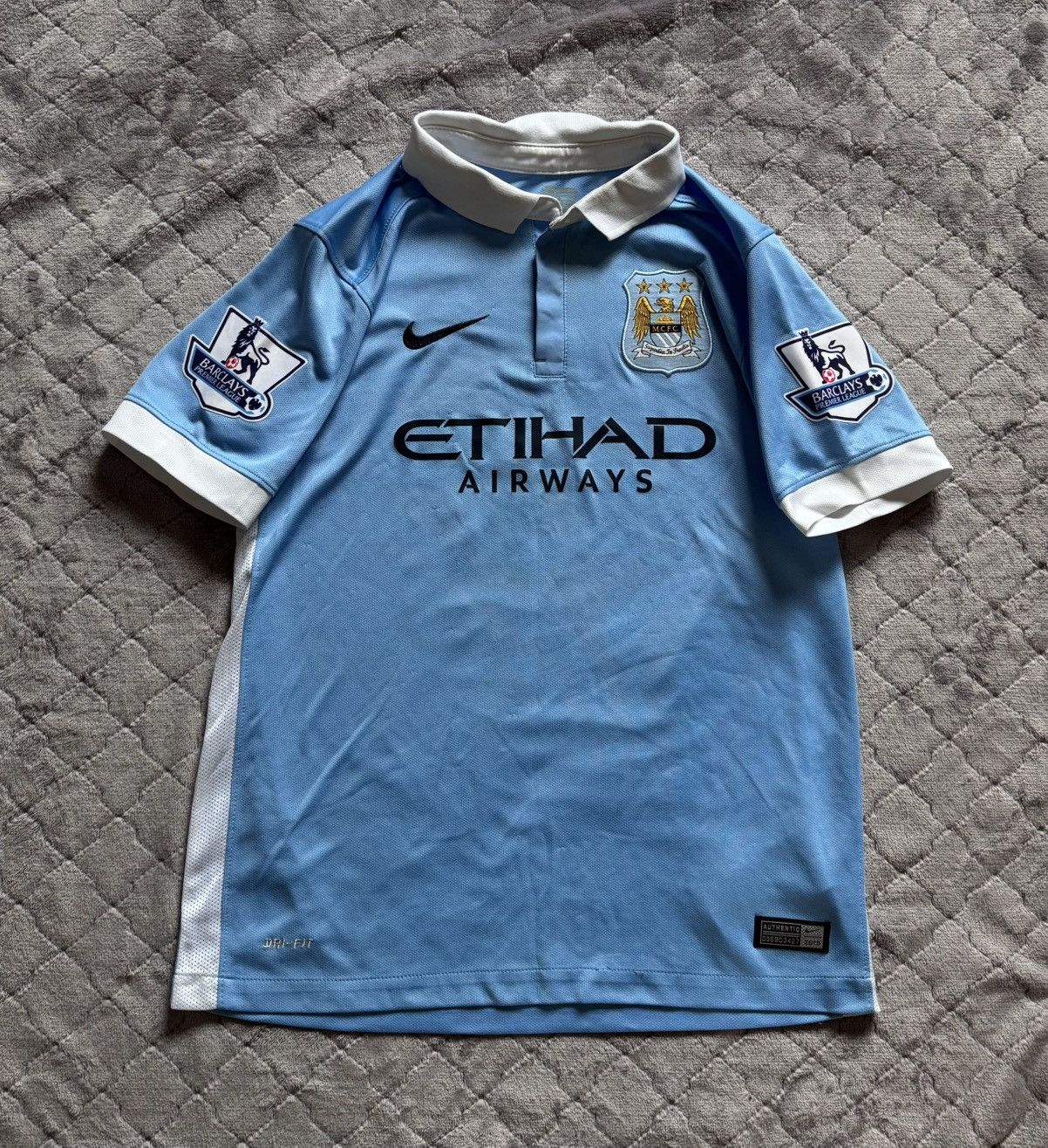 Vintage Vintage Nike Manchester City 2013/14 Home Jersey Size US XS / EU 42 / 0 - 5 Thumbnail