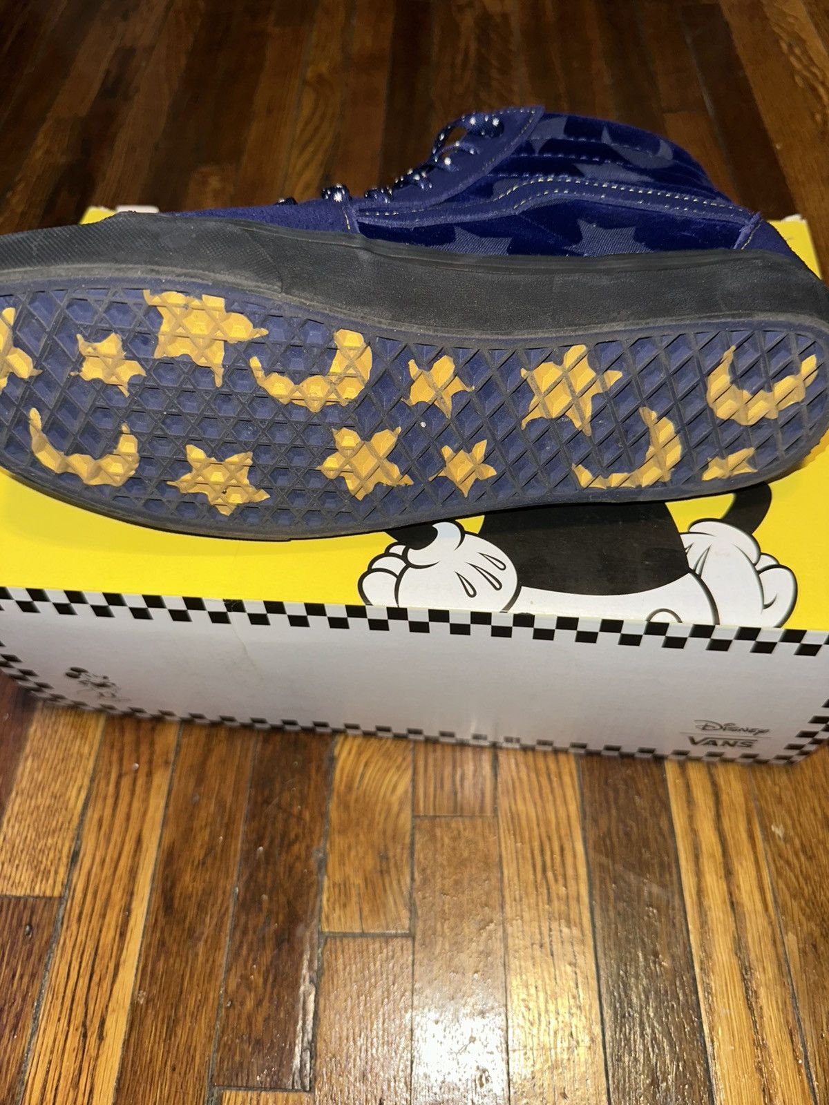 Vans Vans Skate 8 Disney collab Size US 10.5 / EU 43-44 - 5 Thumbnail