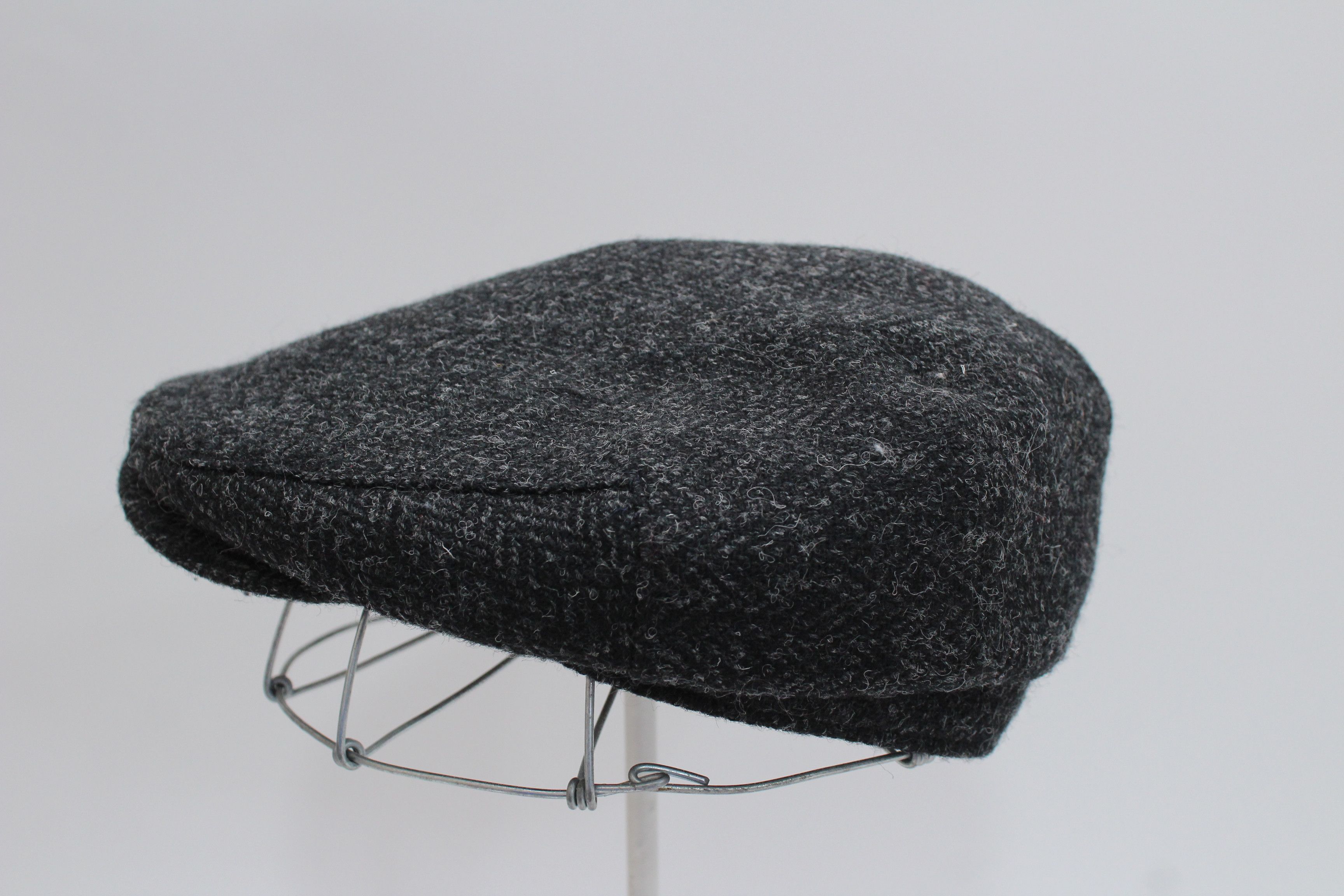 Harris Tweed Gladwin Bond London Harris Tweed Herringbone Flat Cap Size ONE SIZE - 3 Thumbnail