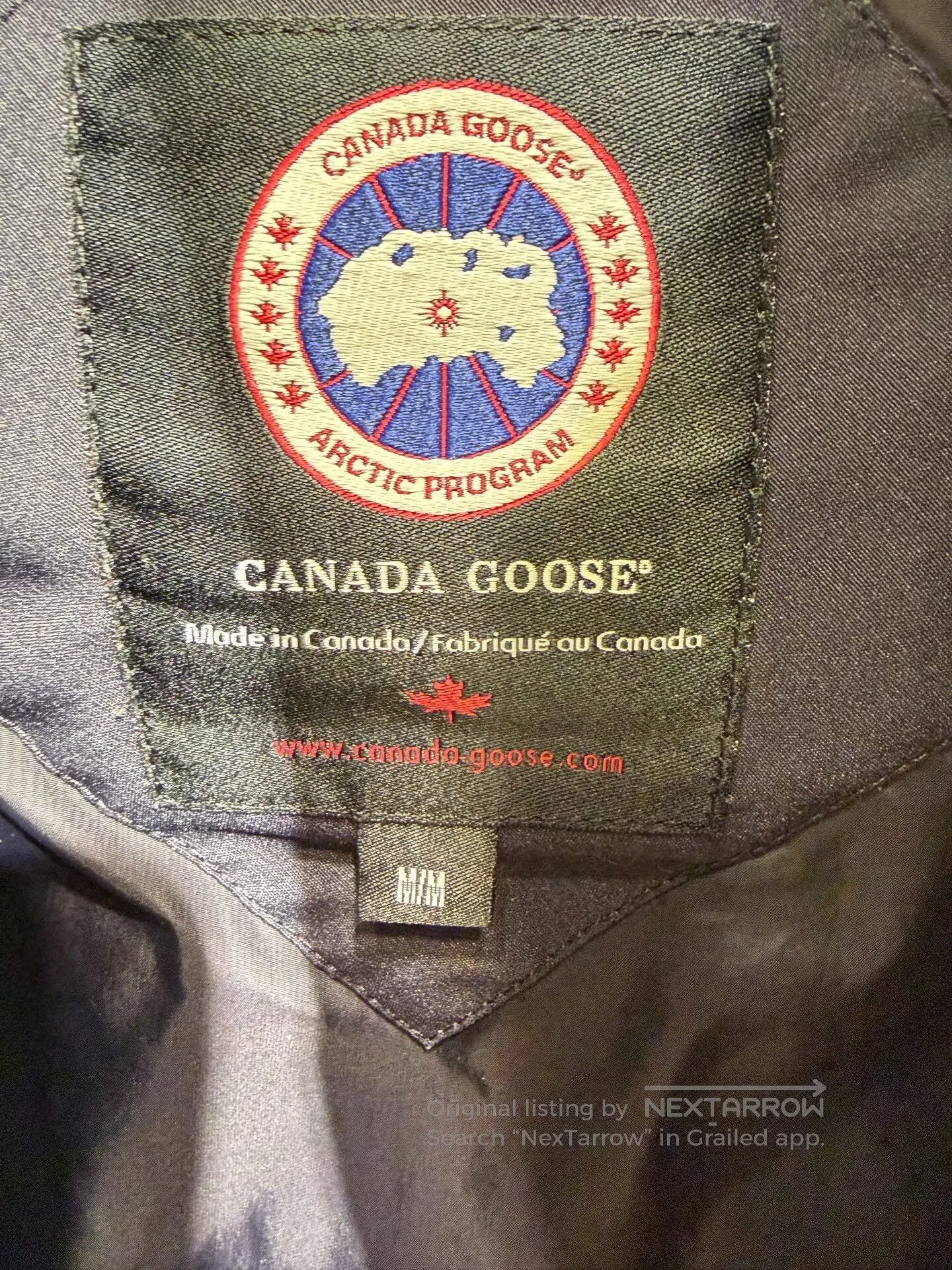 Canada Goose Canada Goose Navy Blue Hooded Down Jacket. Size US M / EU 48-50 / 2 - 6 Thumbnail