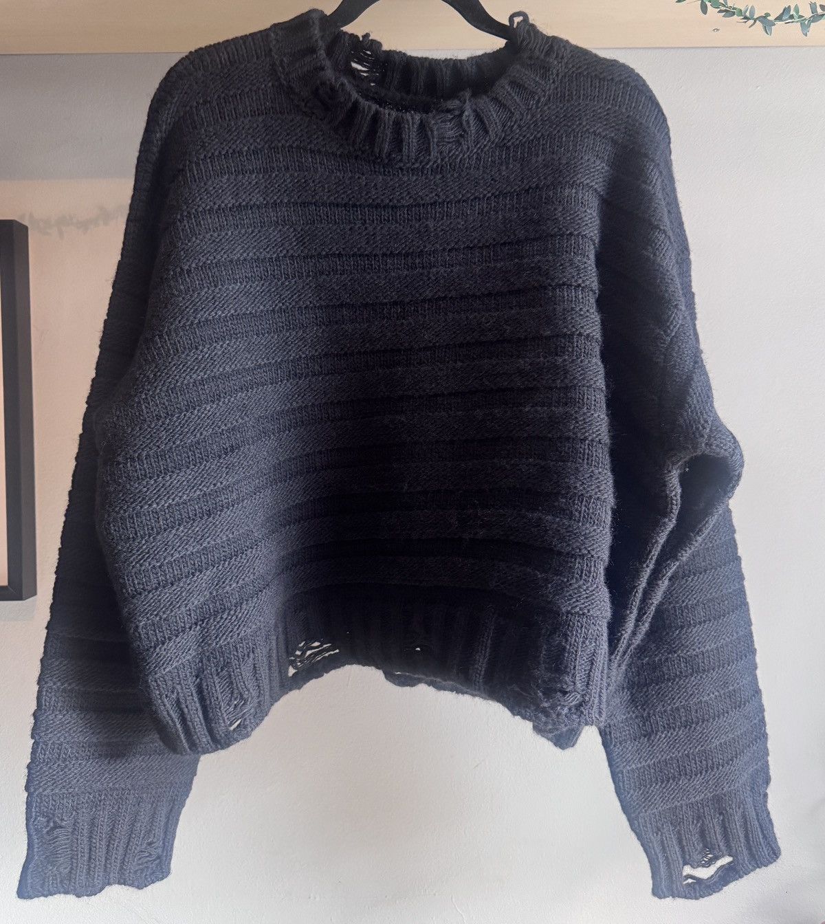 MM6 Black Distressed Cropped Sweater Size US XL / EU 56 / 4 - 2 Thumbnail