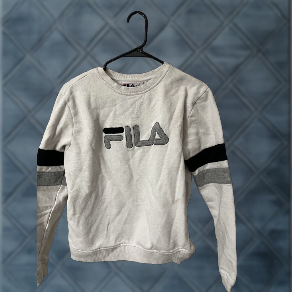Fila FILA Sweatshirt White Knit Logo Pullover Crew Neck Casual Size M Adults Unisex Regular Long Sleeve 90s Vintage No Size M / US 6-8 / IT 42-44 - 1 Thumbnail