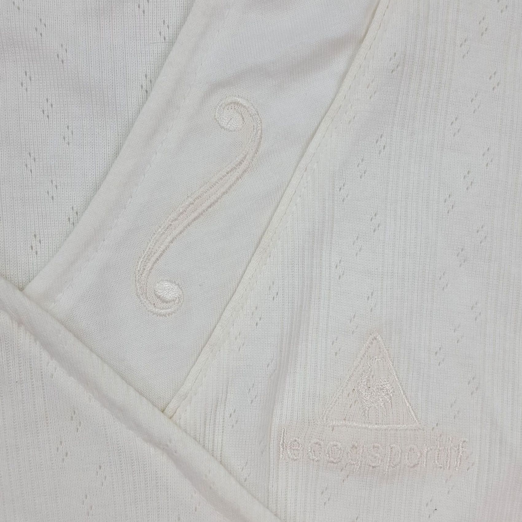 Le Coq Sportif VINTAGE Le Coq Sportif Athletic White V-Neck Women's M Short Sleeve T Shirt Top Size M / US 6-8 / IT 42-44 - 3 Thumbnail