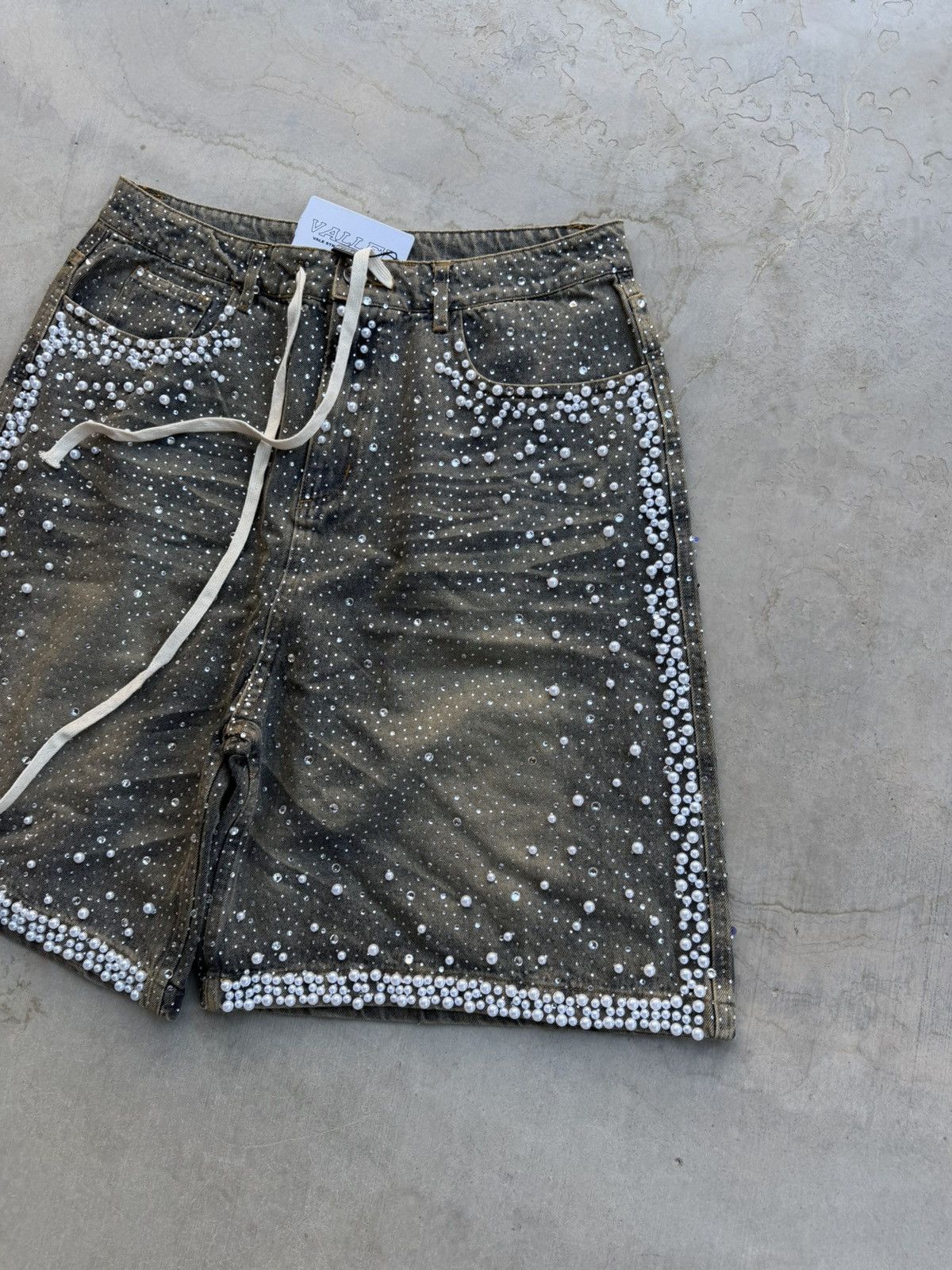 Vale Vale Forever Rainstorm Rhinestone Jorts – Black 36 New Size US 36 / EU 52 - 2 Thumbnail