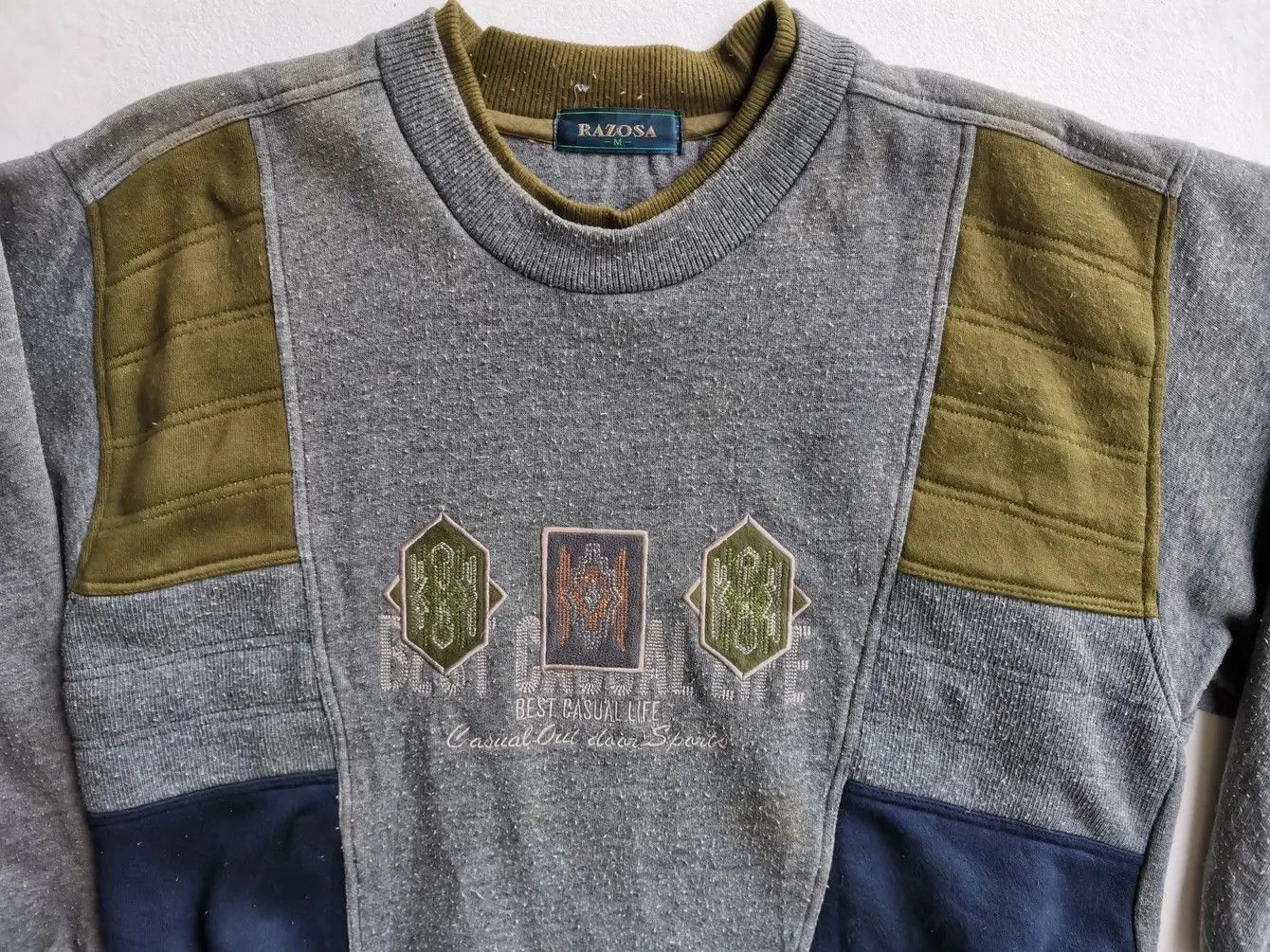 Japanese Brand Vtg Razosa Best Casual Life Embroidered Big Logo Sweatshirt Size US M / EU 48-50 / 2 - 7 Thumbnail
