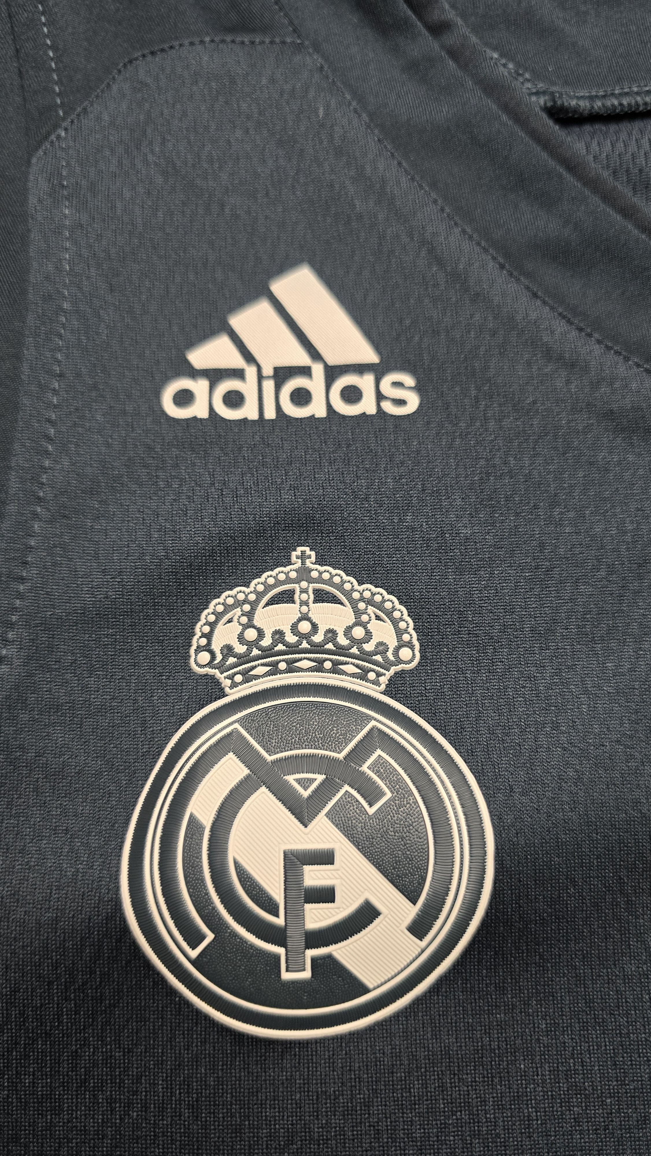 Adidas Adidas Real Madrid 2018-19 Away Basketball Jersey Size US L / EU 52-54 / 3 - 6 Thumbnail