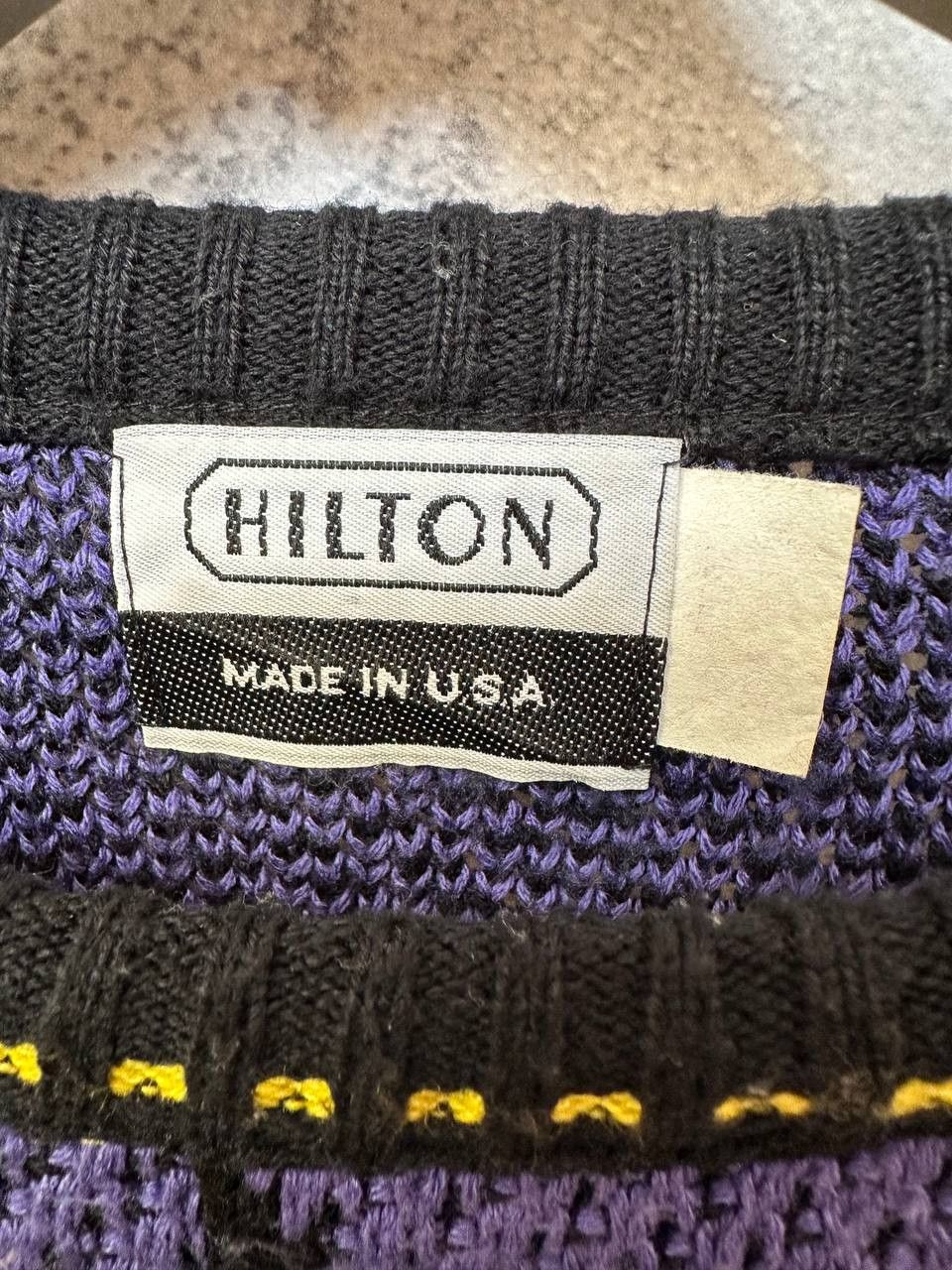 Coogi Hilton Coogi Style Knit Sweater USA 90s Acrylic Cubist Face Size US XL / EU 56 / 4 - 11 Thumbnail