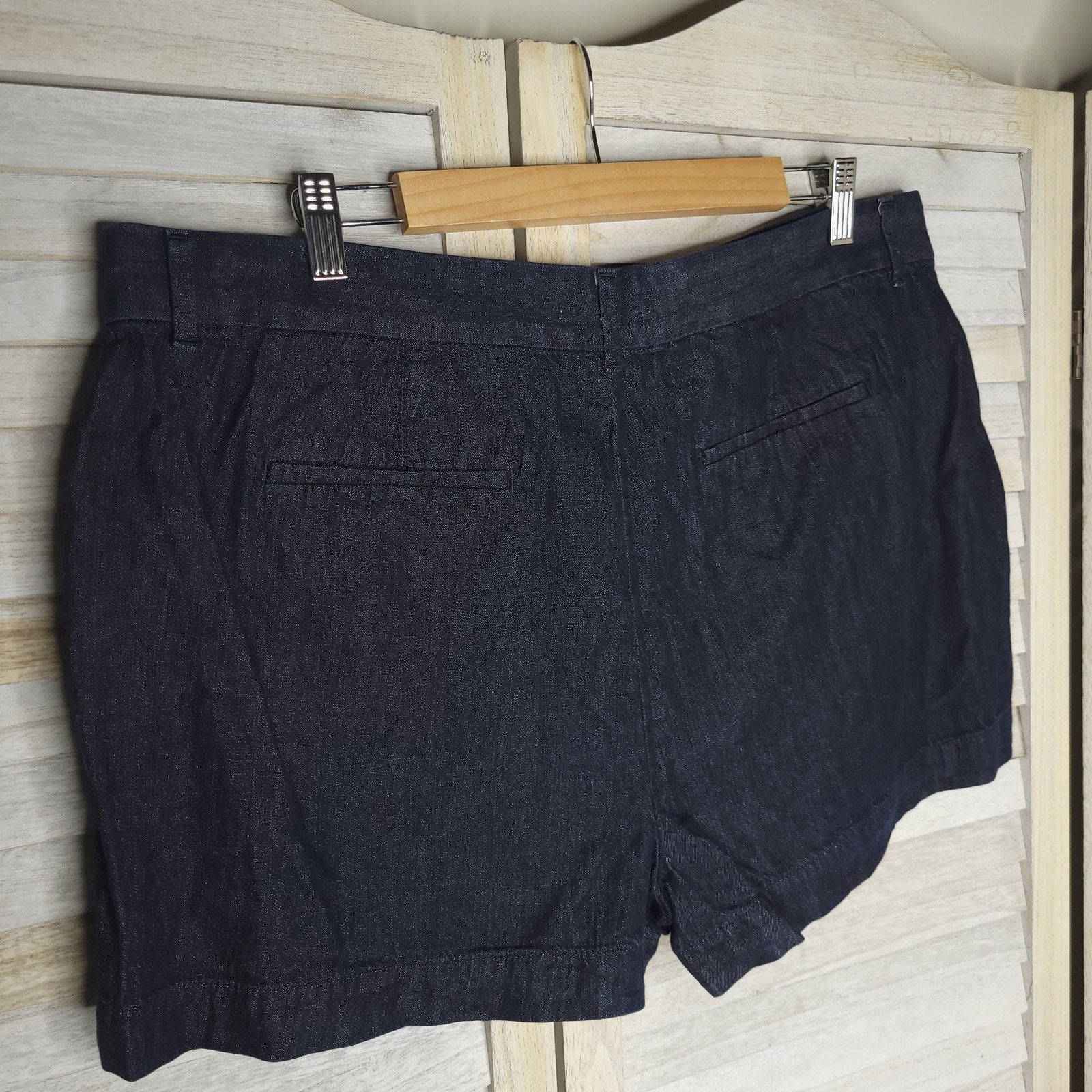 Loft Loft Women’s Denim Shorts Size 32/14 38 Waist High Rise Size 38" / US 16 / IT 52 - 5 Thumbnail
