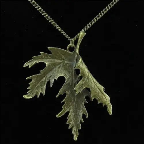 VIBE Plant Folding Maple Pendant Necklaces Size ONE SIZE - 2 Thumbnail