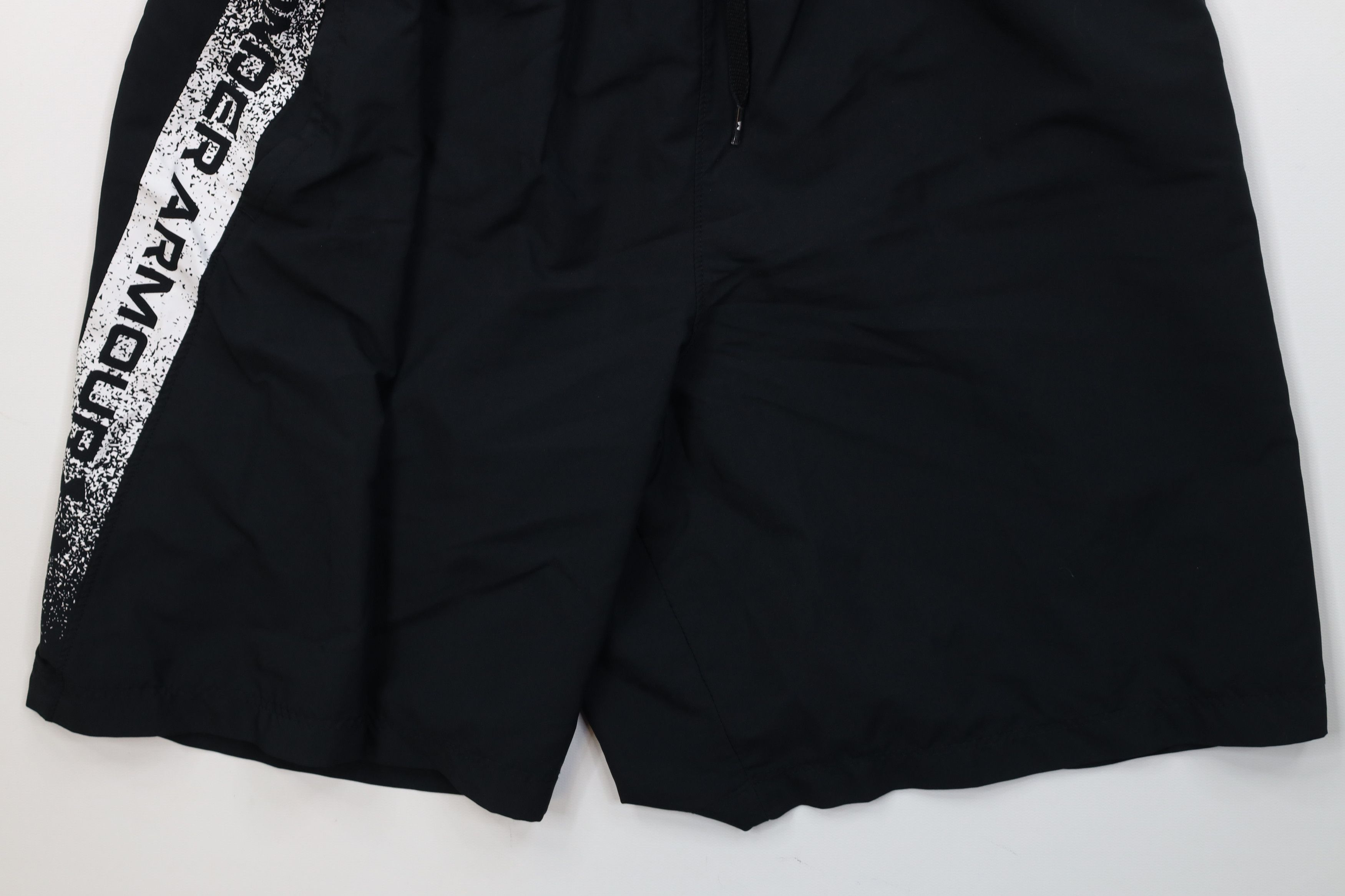 Under Armour Under Armour Spell Out Loose Fit Above Knee Gym Shorts Black Size US 32 / EU 48 - 4 Thumbnail