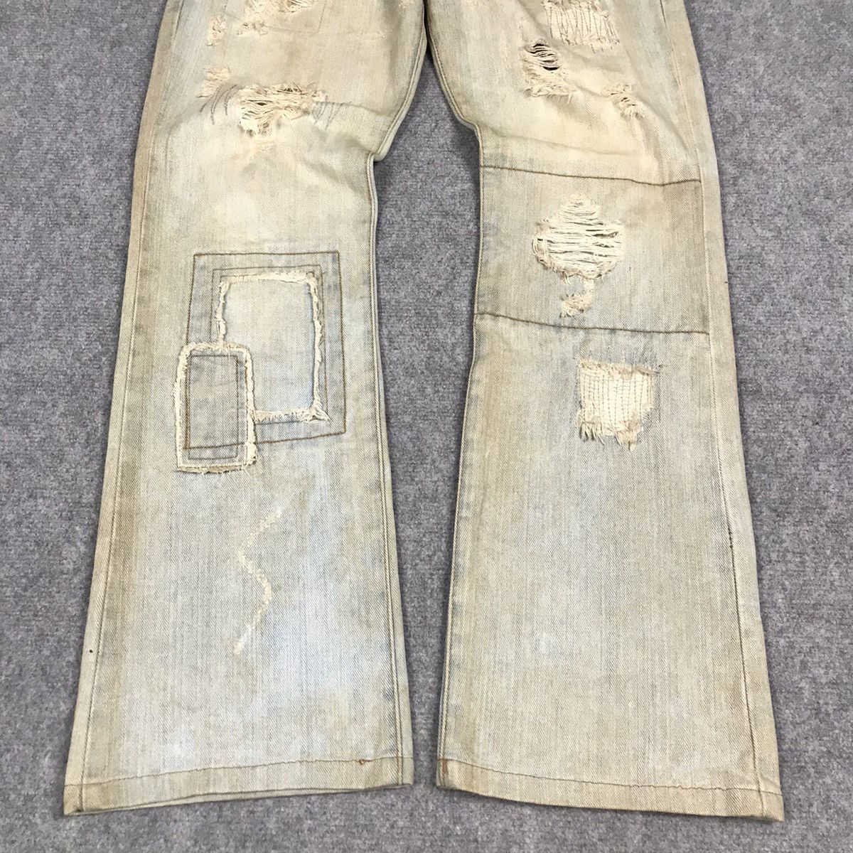 14th Addiction × If Six Was Nine × Le Grande Bleu (L.G.B.) FLARE💀RIPPED DISTRESSED LIGHT RUSTY LGB STYLE DENIM PANTS Size US 32 / EU 48 - 3 Thumbnail