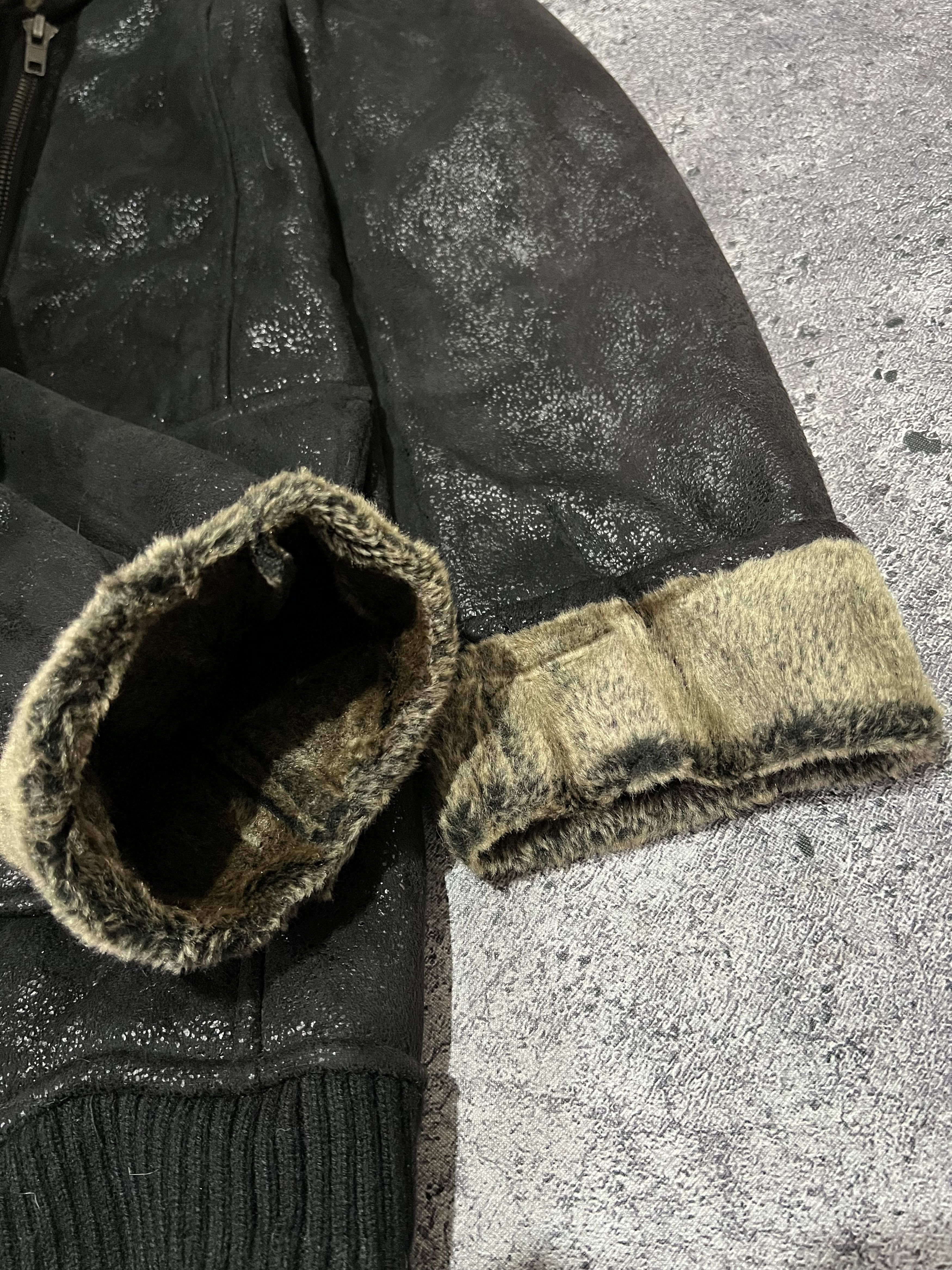 Japanese Brand 2000s Archival Japan Fur Fuzzy Wax Feather y2k Lgb Ifsix Size US M / EU 48-50 / 2 - 6 Thumbnail