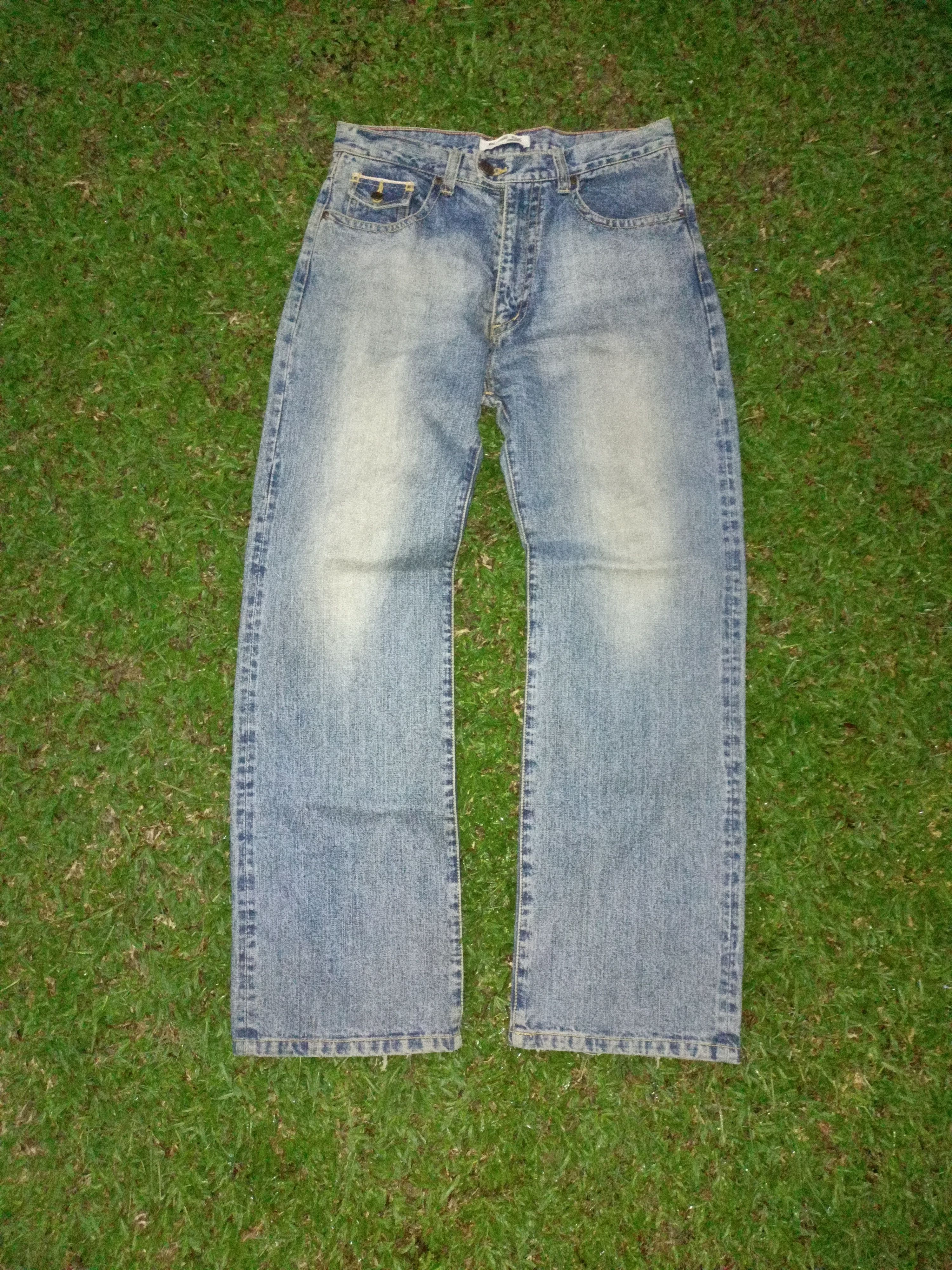 image of Distressed Denim x Vintage Big Shark Jeans X Japan Brand X Selvage X Vintage in Light Blue (Size 33