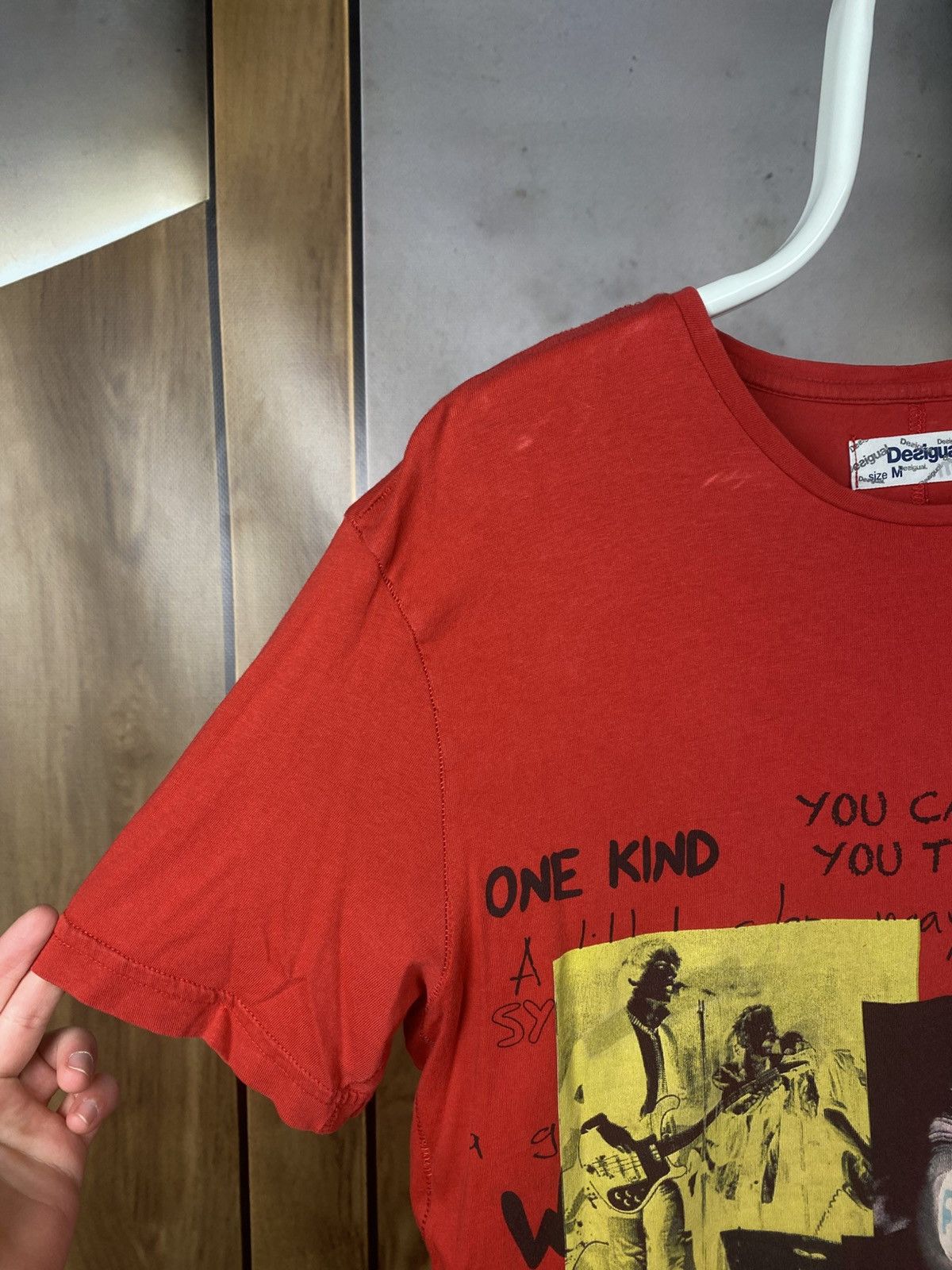 Desigual 🍿Vintage T-Shirt Desigual Hong Kong Art Tee🍿 Size US M / EU 48-50 / 2 - 2 Thumbnail