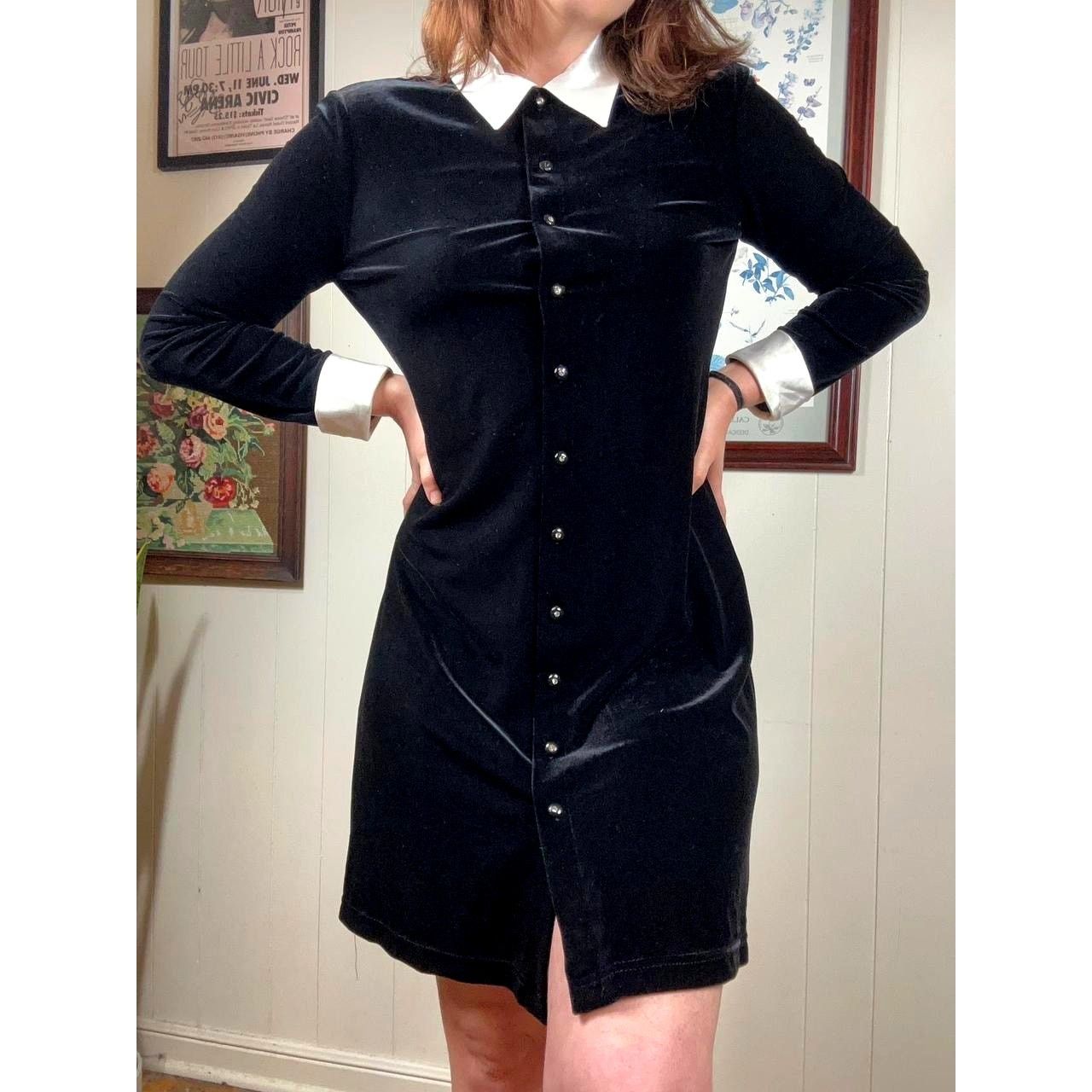 Vintage Vintage 90s Women's 12 Whimsigoth Button Black Velvet Dress Size XL / US 12-14 / IT 48-50 - 2 Thumbnail