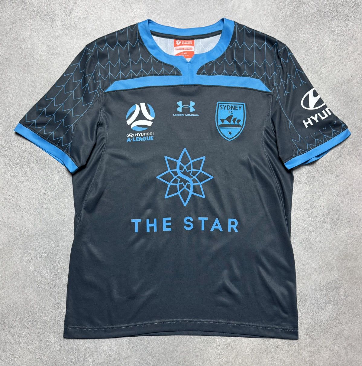 Under Armour Sydney 2019/21 Third Shirt Jersey Under Armour #9 Le Fondre Size US M / EU 48-50 / 2 - 1 Thumbnail