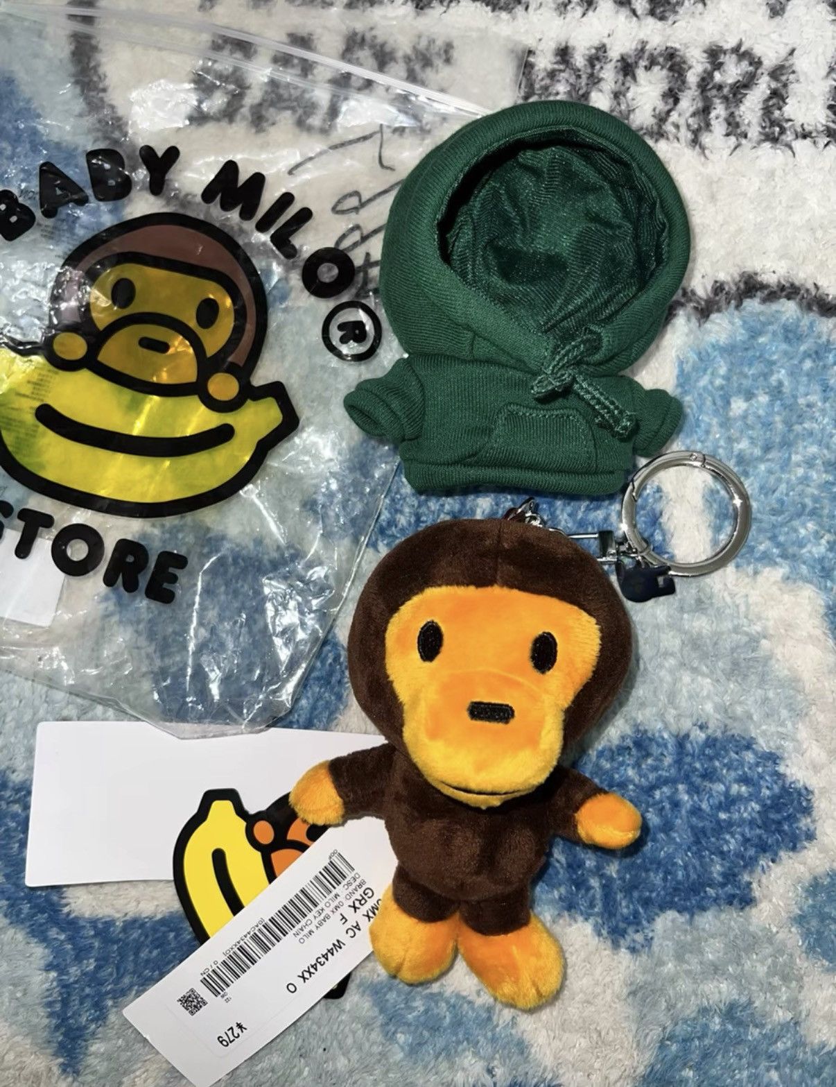 Bape BAPE Baby Milo plush monkey with removable outfit Size ONE SIZE - 6 Thumbnail