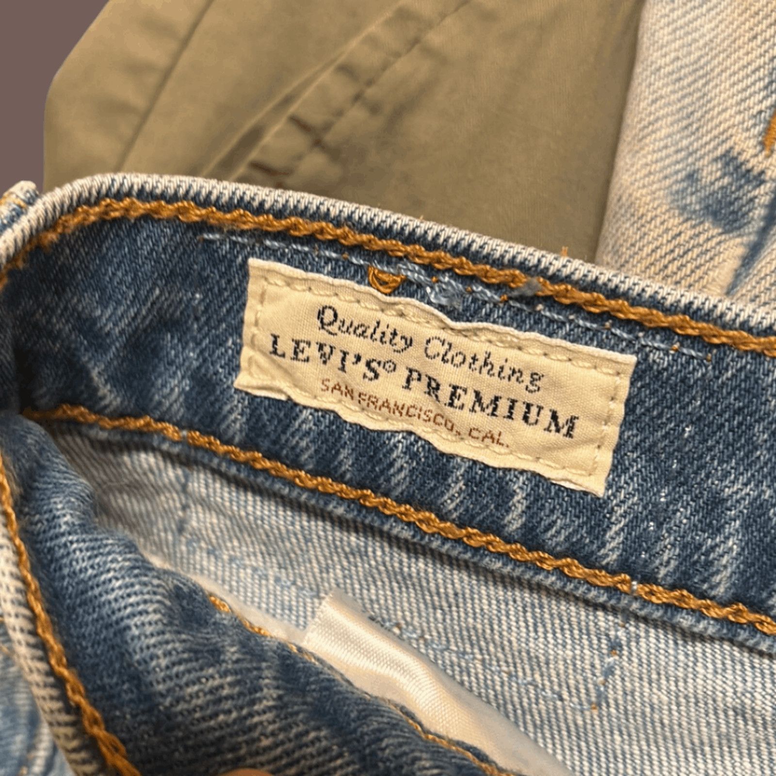 Levi's 501S | Levi’s Premium Light Wash Grunge Fit | Big E Tab Size US 31 - 6 Thumbnail