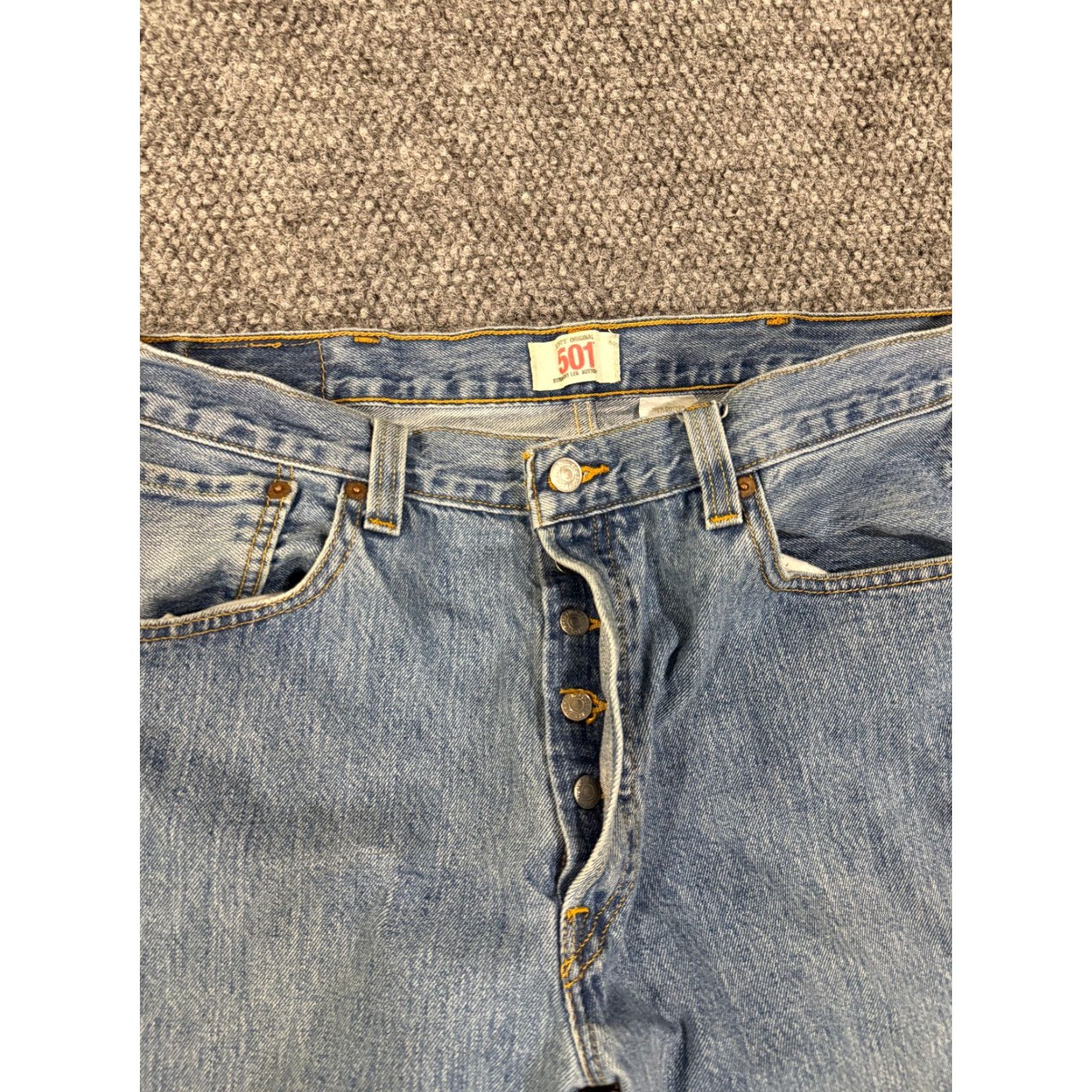 Levi's Levi's 501 Jeans Mens 38x30 Straight Button Fly Denim Jeans Blue Size US 38 / EU 54 - 4 Thumbnail