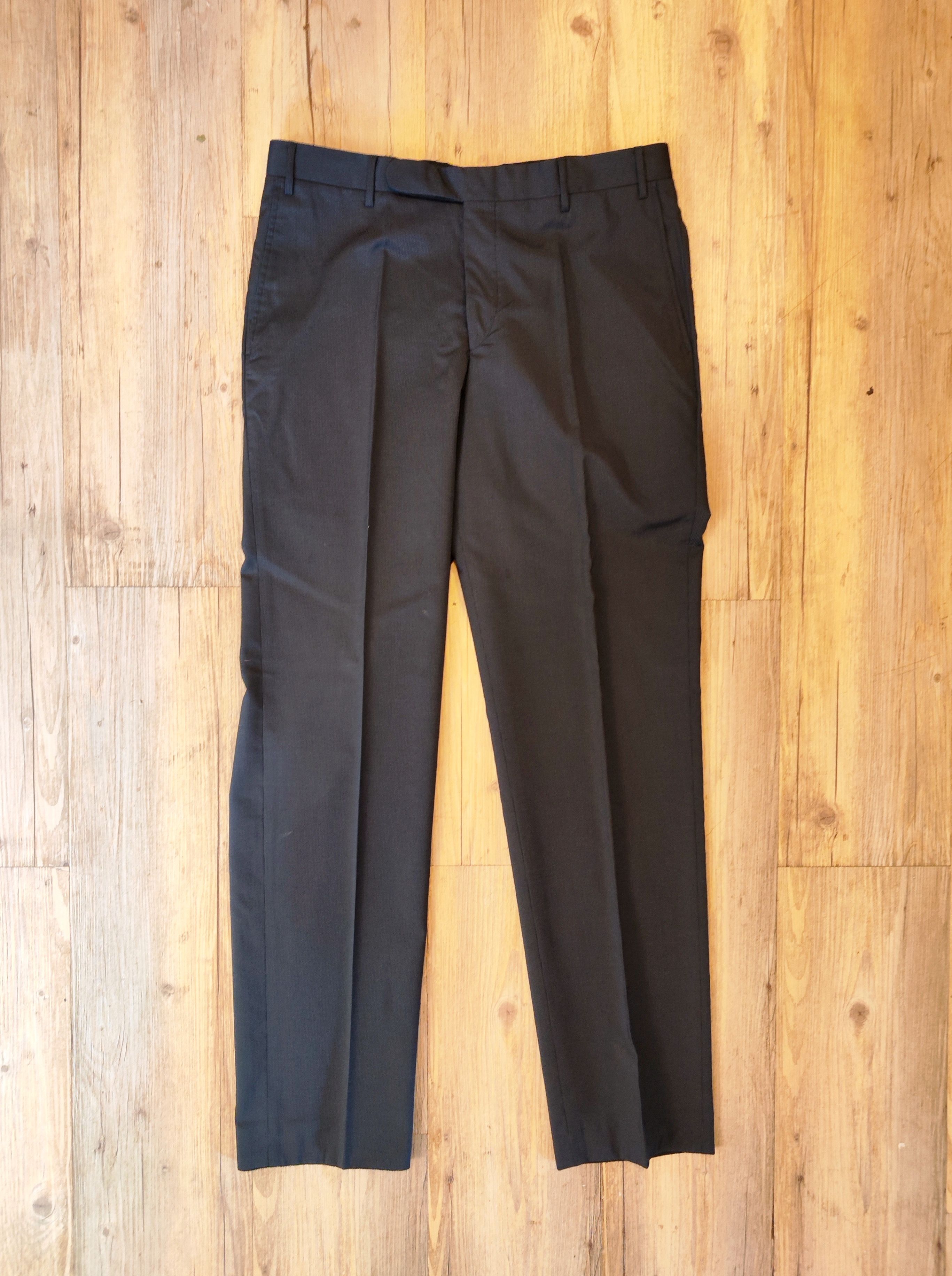 Corneliani NEW SPORTIVE suit.Like Prada or Saint Laurent suits Size 38R - 9 Thumbnail