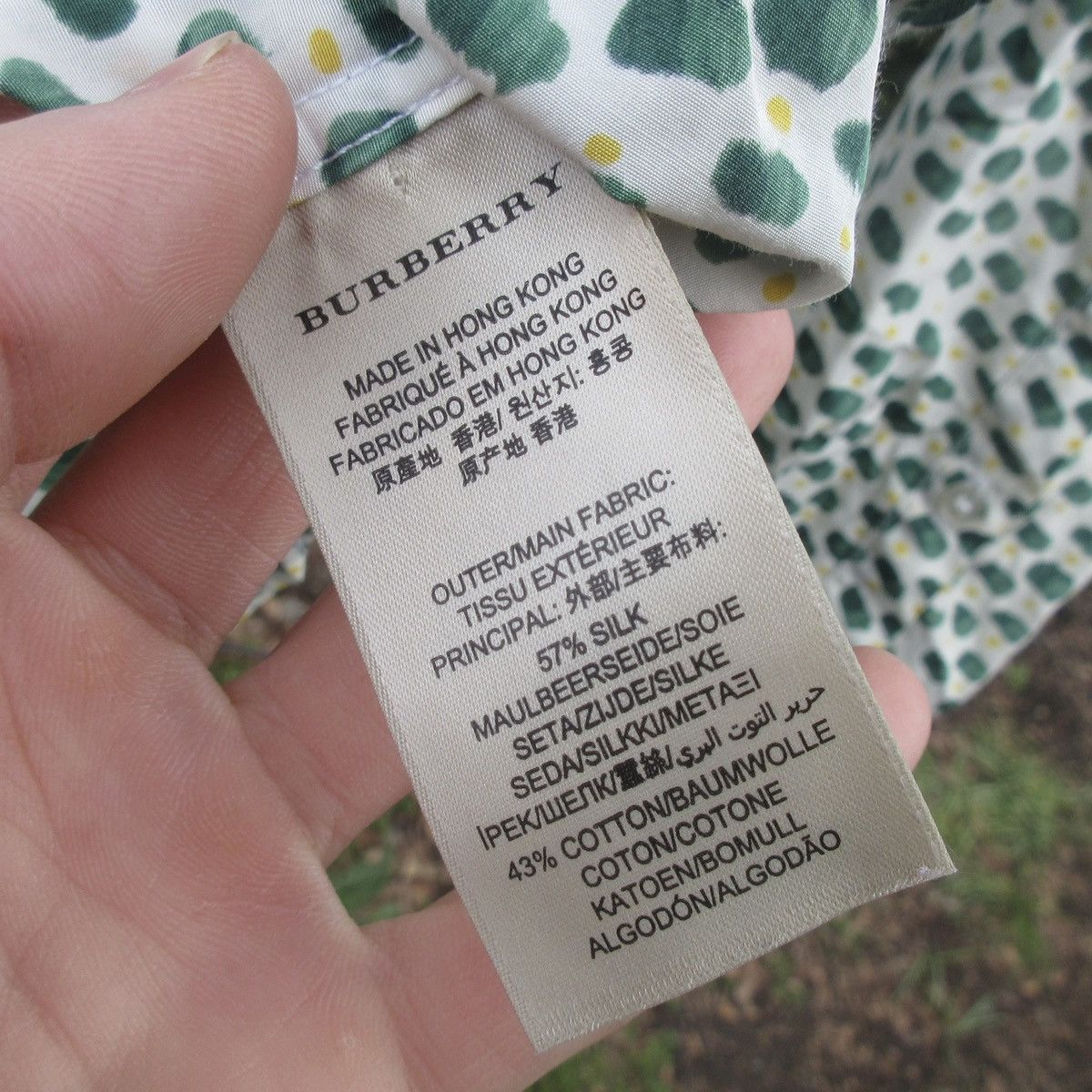Burberry Vintage Burberry Brit Patterned Silk Button Up Shirt Green Size US L / EU 52-54 / 3 - 6 Thumbnail