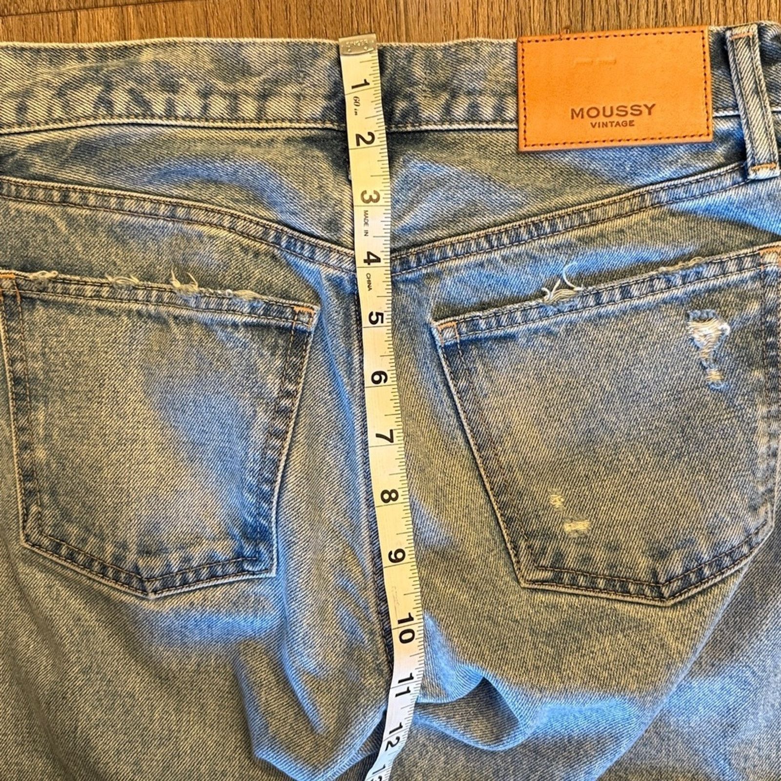 MOUSSY NWOT Moussy Vintage distressed Denim Jeans size 24 Size 24" / US 00 / IT 34 - 8 Thumbnail