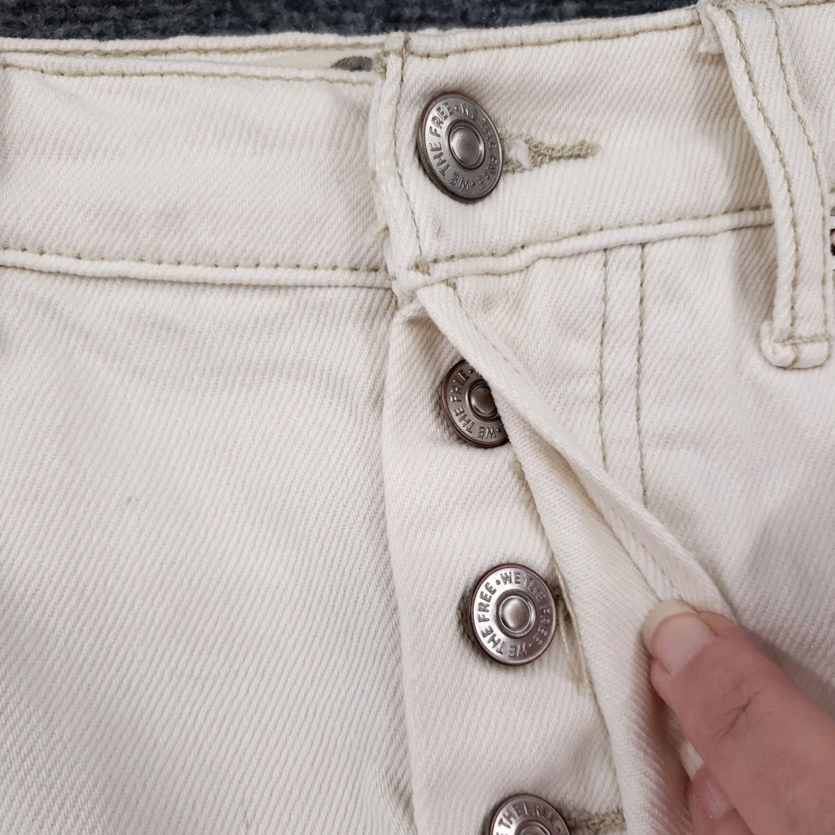 Vintage We The Free Skirt Womens 24 White Button Fly Cut Off Mini Short Denim Skirt Size 42" / US 20 - 7 Thumbnail