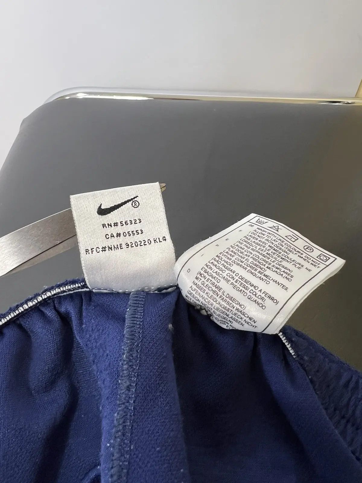 Nike × Vintage Vintage Nike small logo men’s shorts Size US 30 / EU 46 - 5 Thumbnail