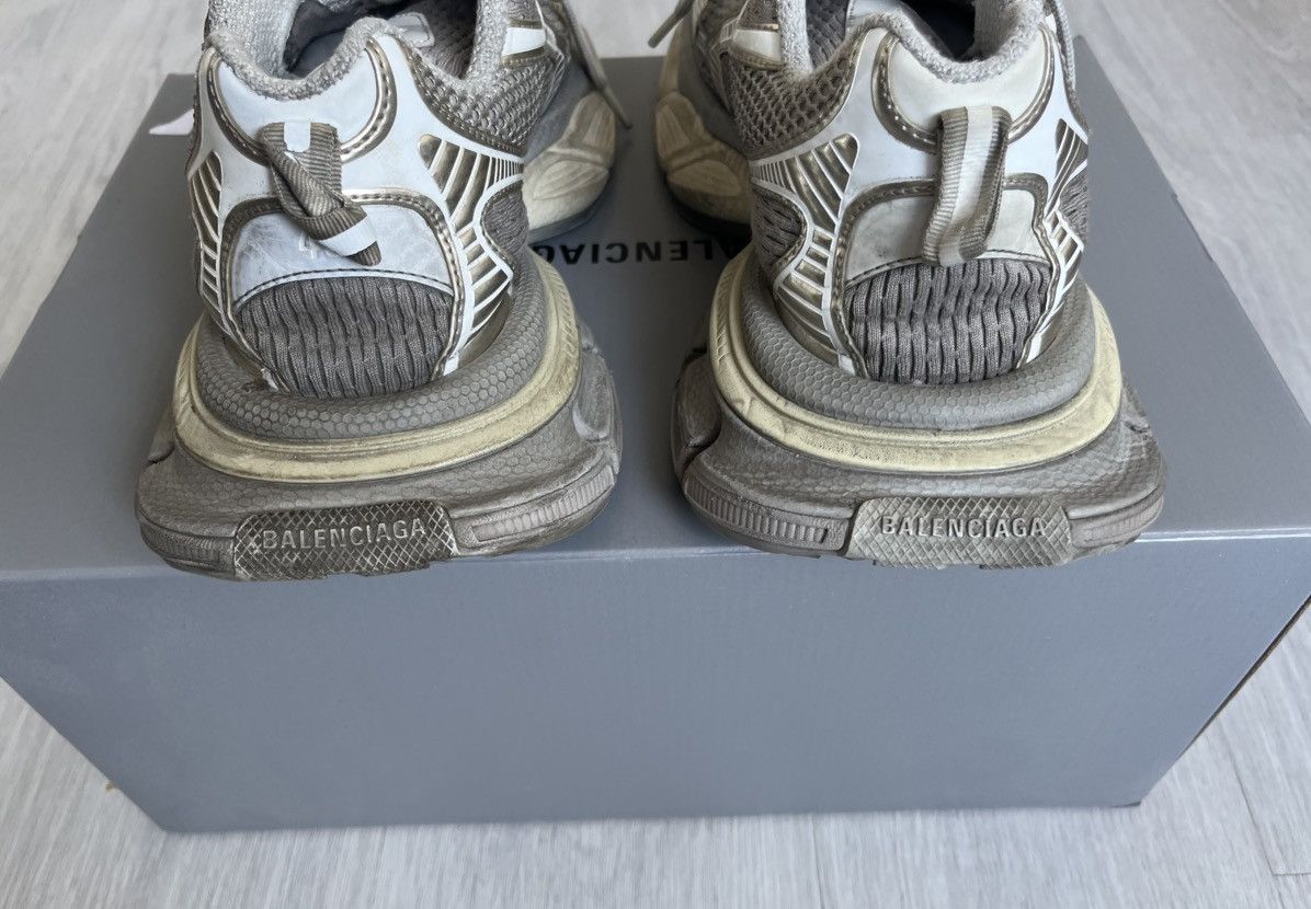 Balenciaga Balenciaga 3xl eggshell/grey mud Size US 10 / EU 43 - 3 Thumbnail