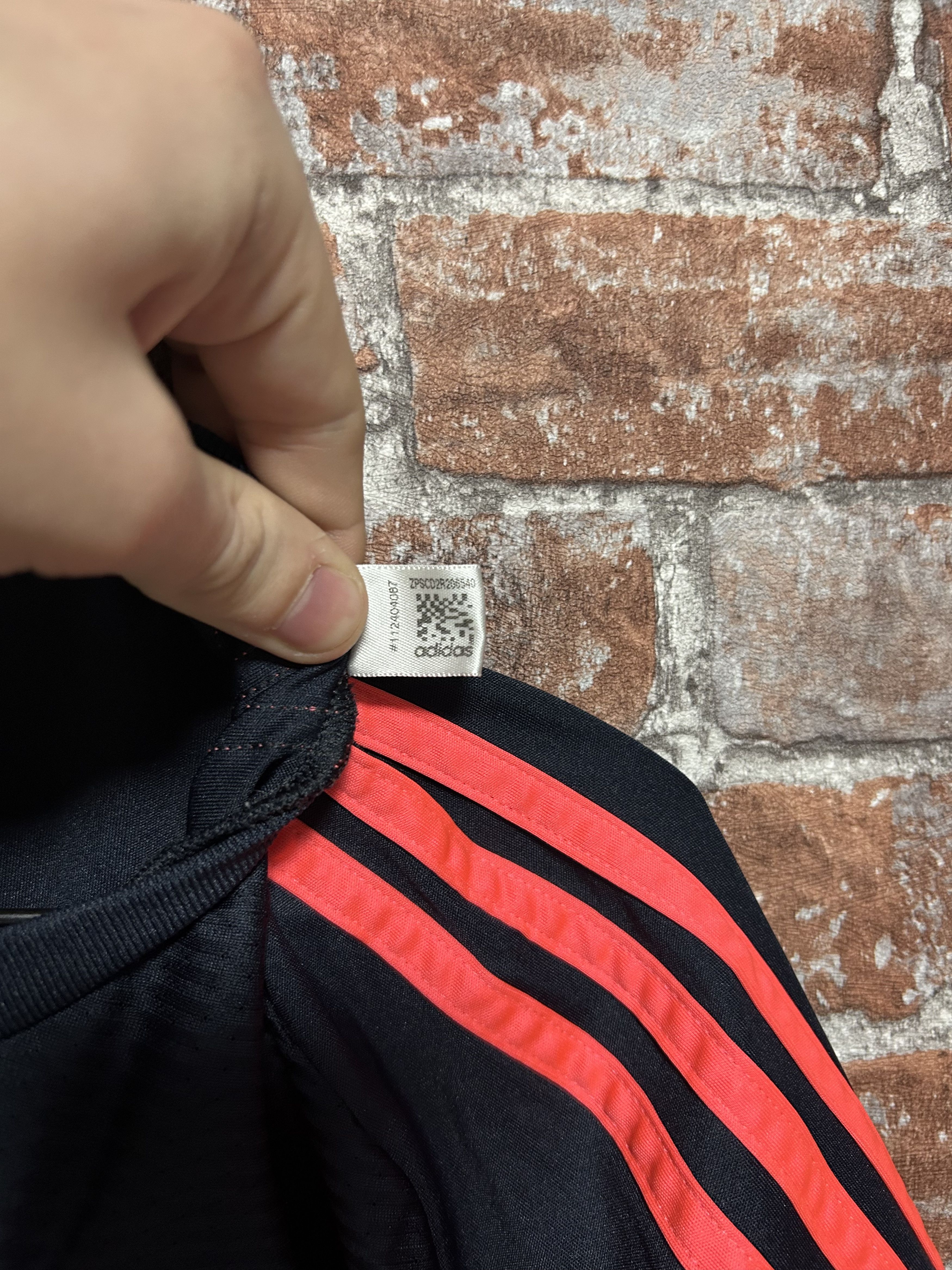 Adidas Bayern Munich 2015 2016 Third Football Jersey Shirt AA5222 Size US M / EU 48-50 / 2 - 5 Thumbnail