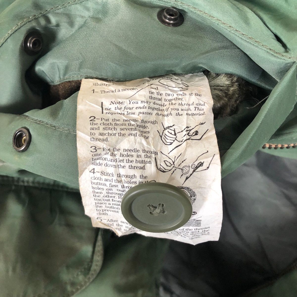 Avirex × Vintage Vintage Avirex Hooded Arctic Parka Faux Fur Hoodie Size US L / EU 52-54 / 3 - 9 Thumbnail