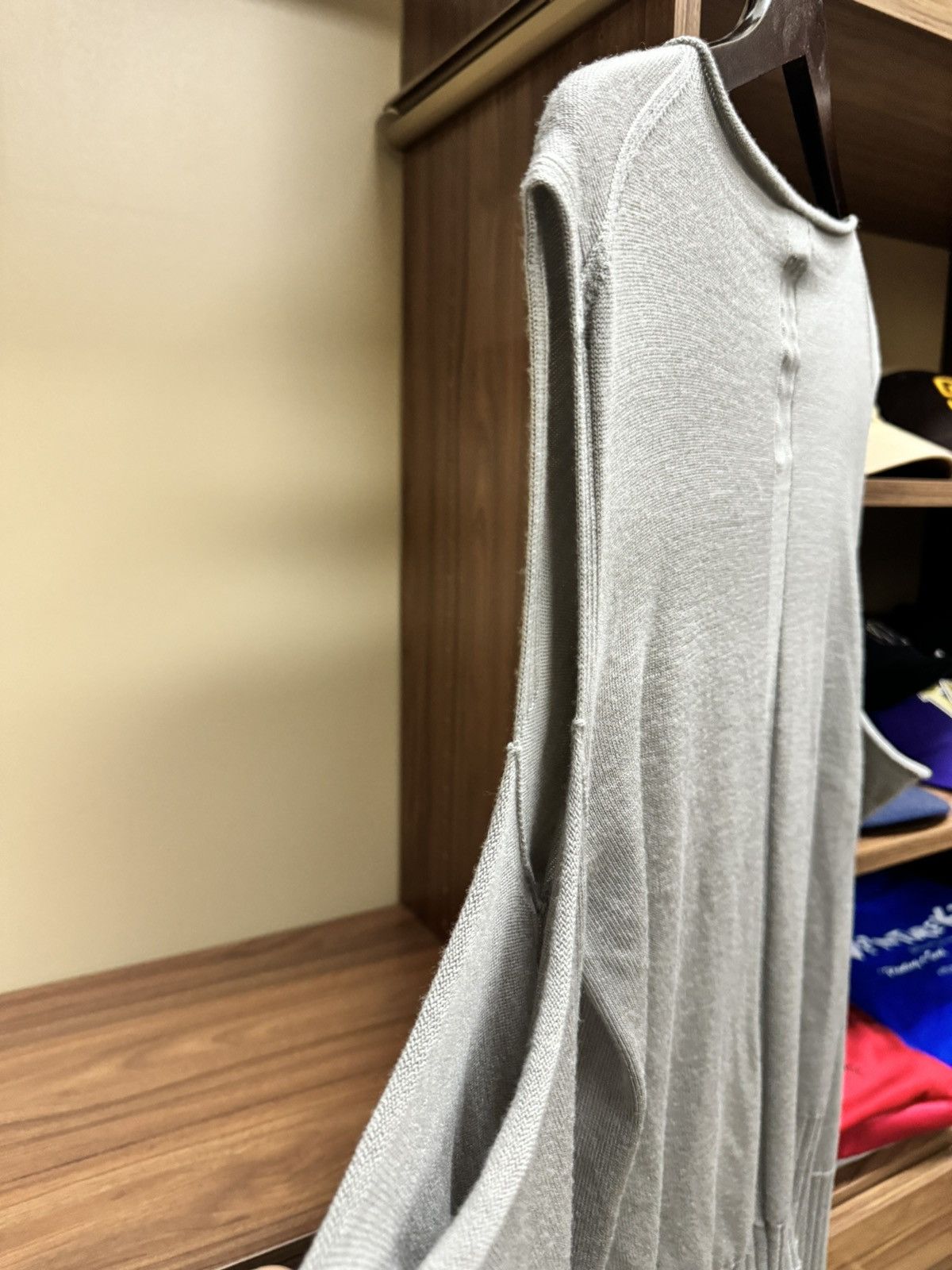Rick Owens Rick Owens Cape Sleeve Knit Sweater ‘Pearl’ Size US M / EU 48-50 / 2 - 4 Thumbnail