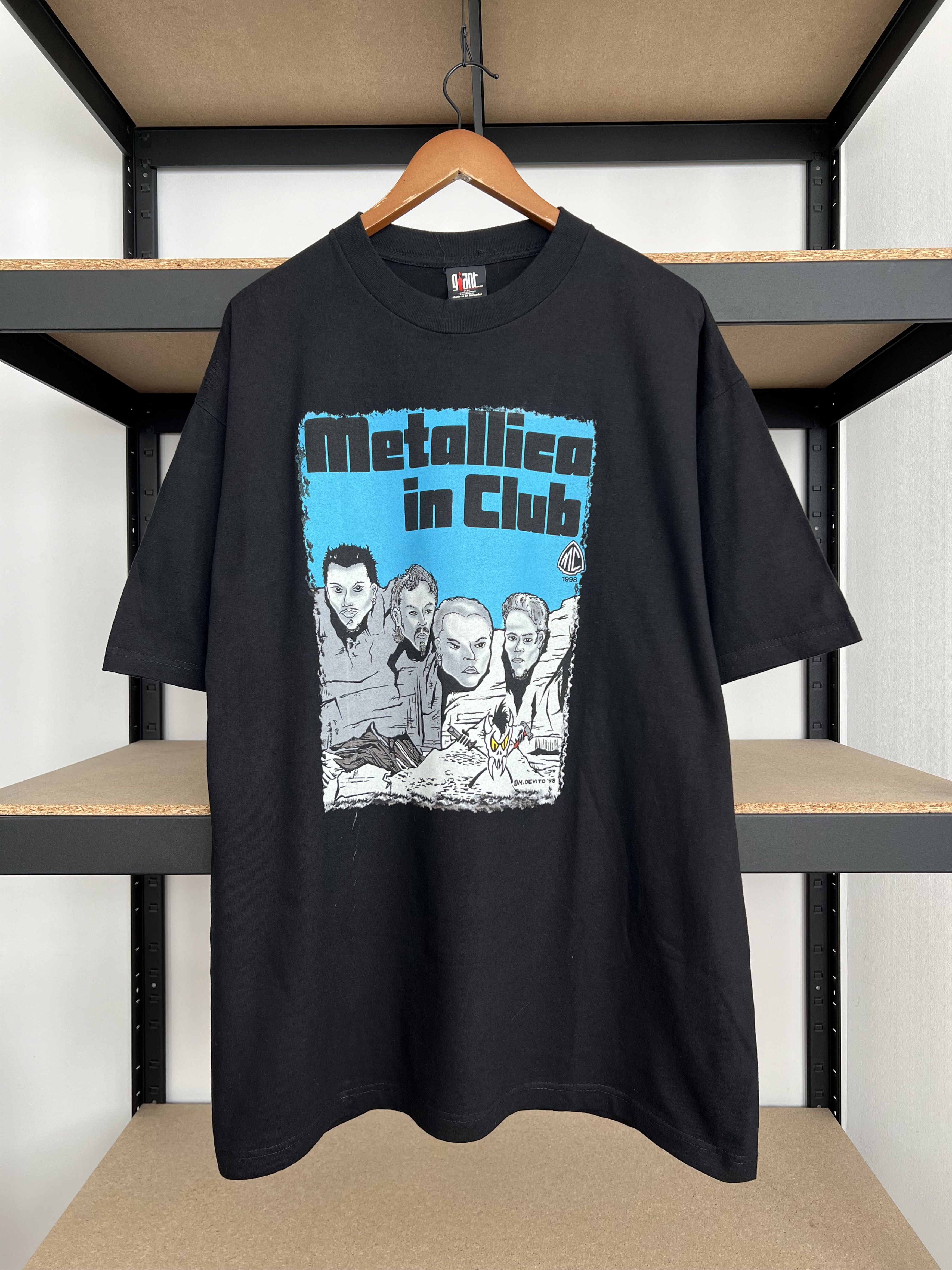 Band Tees Vintage 1998 Metallica In Club Stubborn Member Club T-shirt Size US XL / EU 56 / 4 - 1 Thumbnail