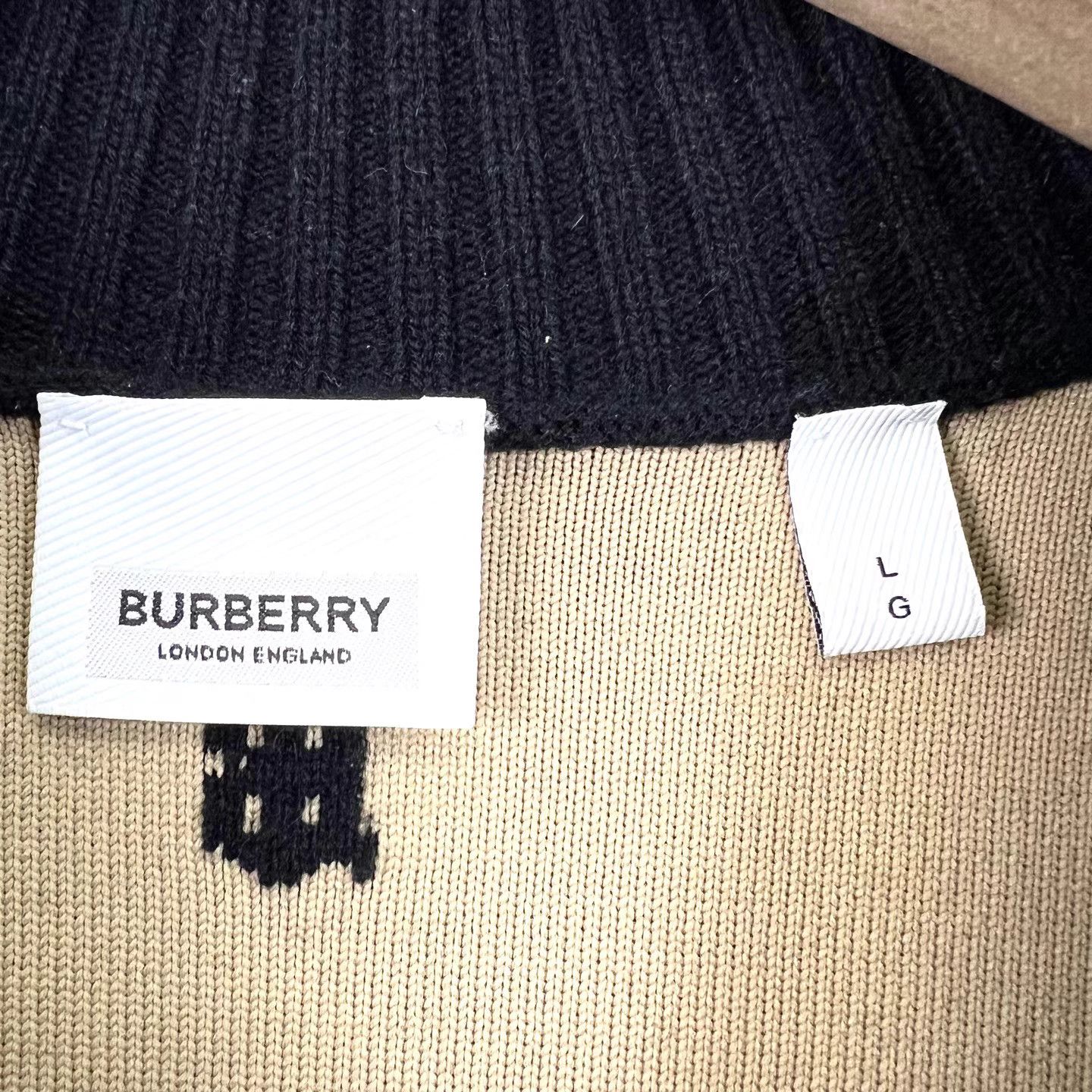 Burberry Burberry All-Over TB Logo Knit Cardigan K12 Size US L / EU 52-54 / 3 - 7 Thumbnail